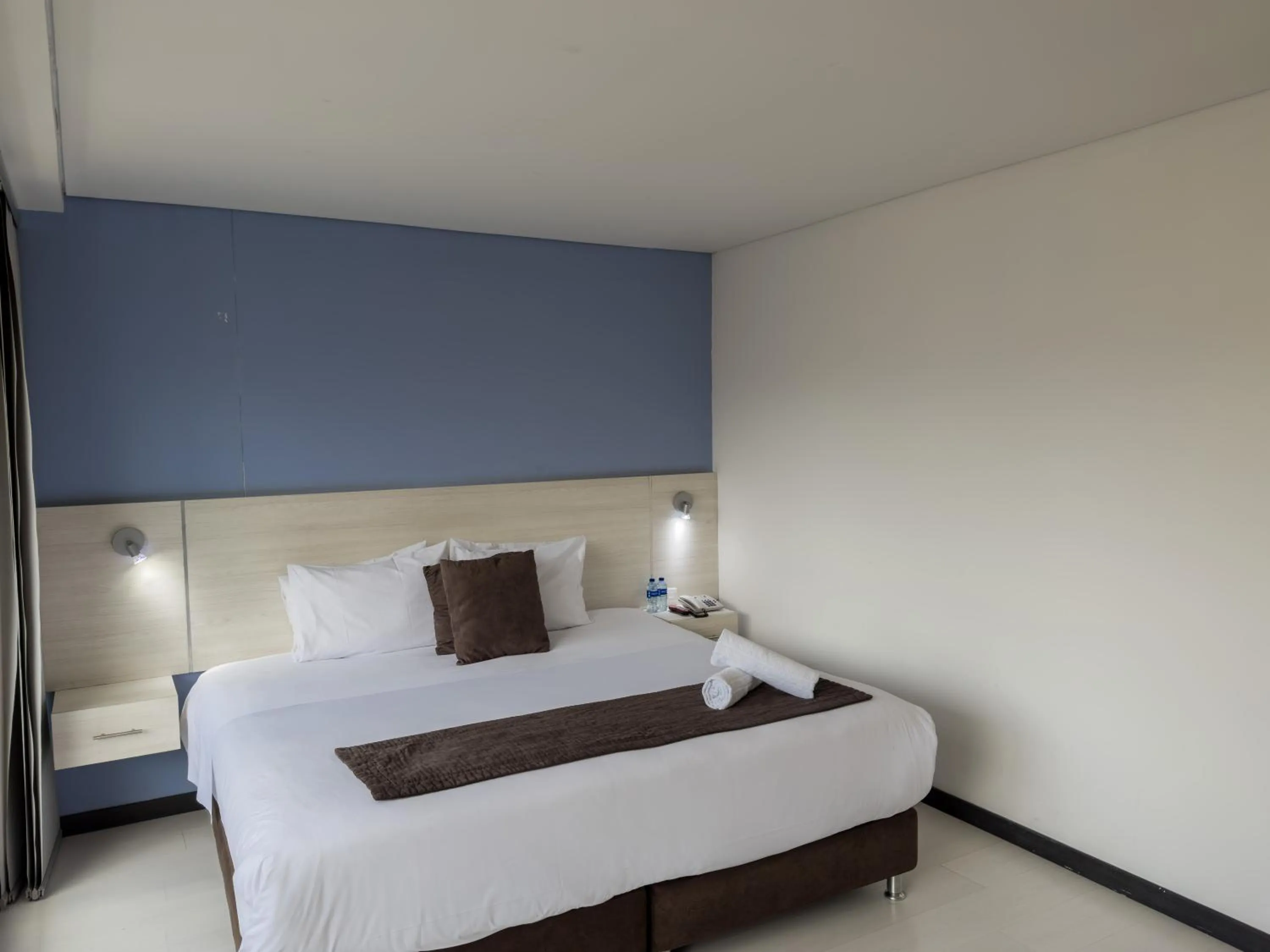 Bedroom, Bed in Hotel Regency Boutique La Feria