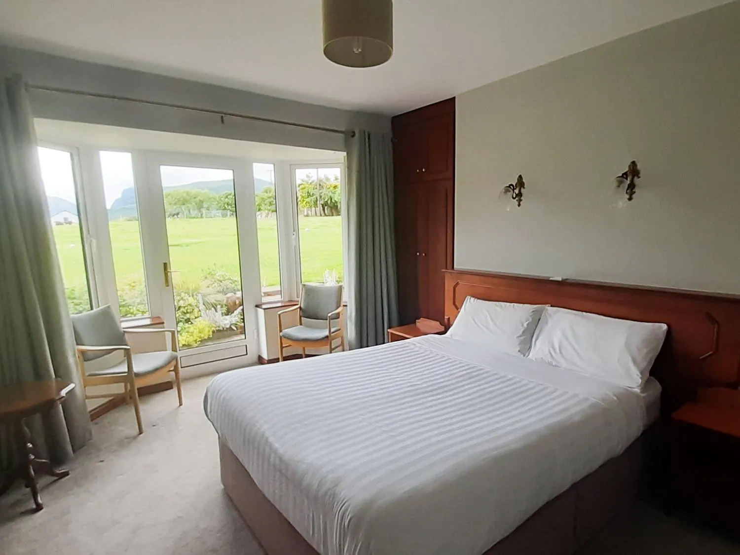 View (from property/room), Bed in Inveraray Farm