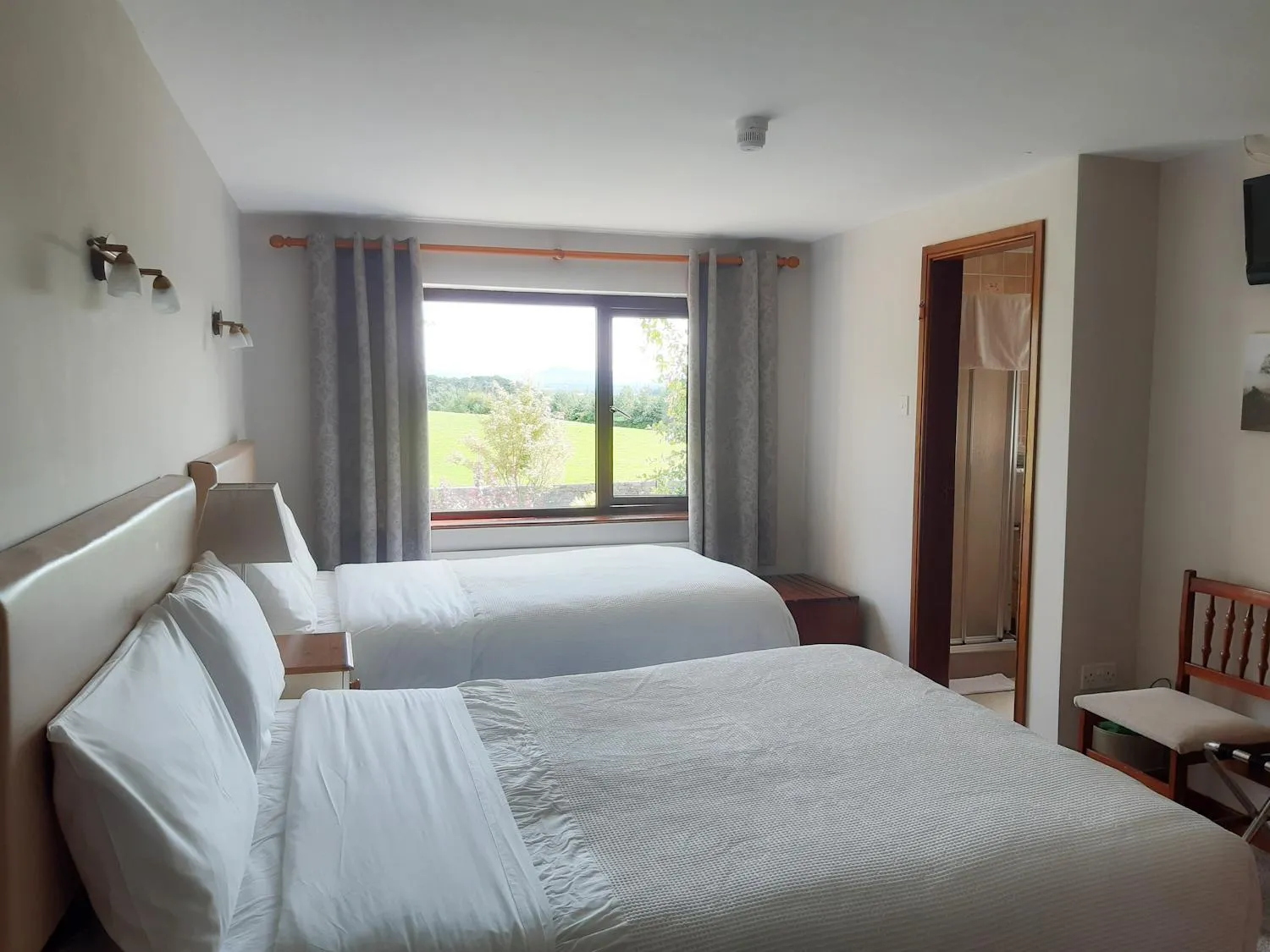 Garden view, Bed in Inveraray Farm