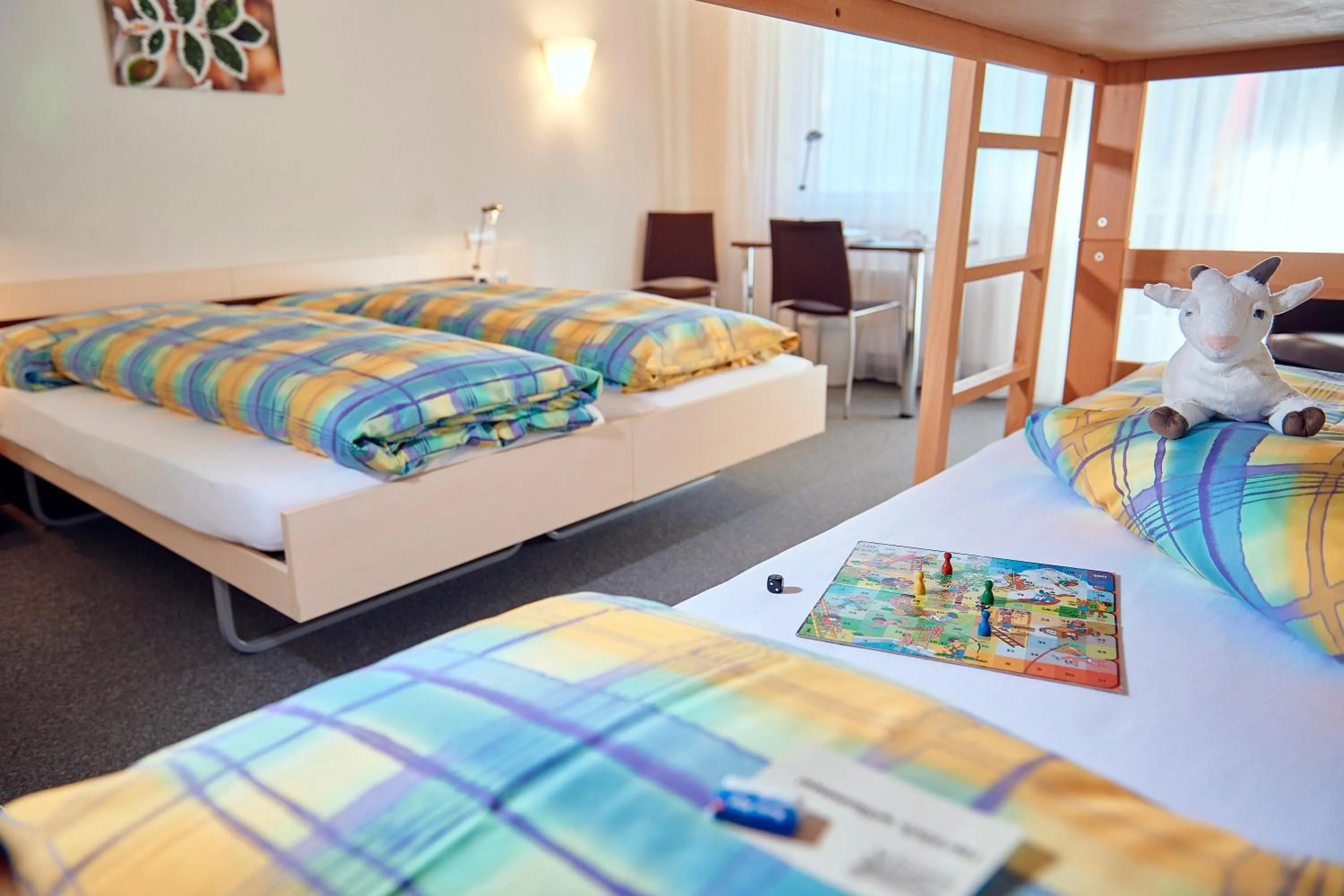 Other, Bed in Ferien- und Familienhotel Alpina Adelboden