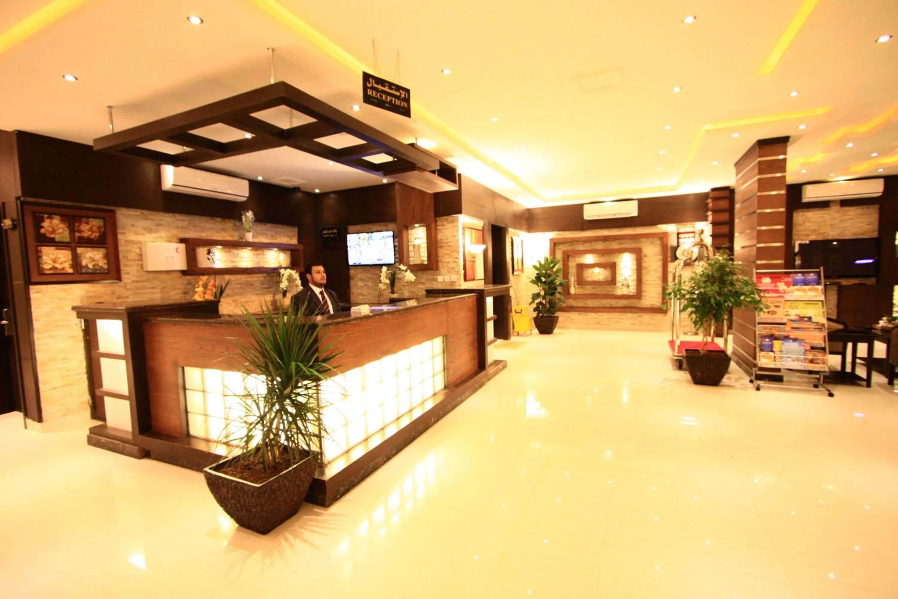 Lobby or reception in Rest Night Serviced Apartments - Al Nafal