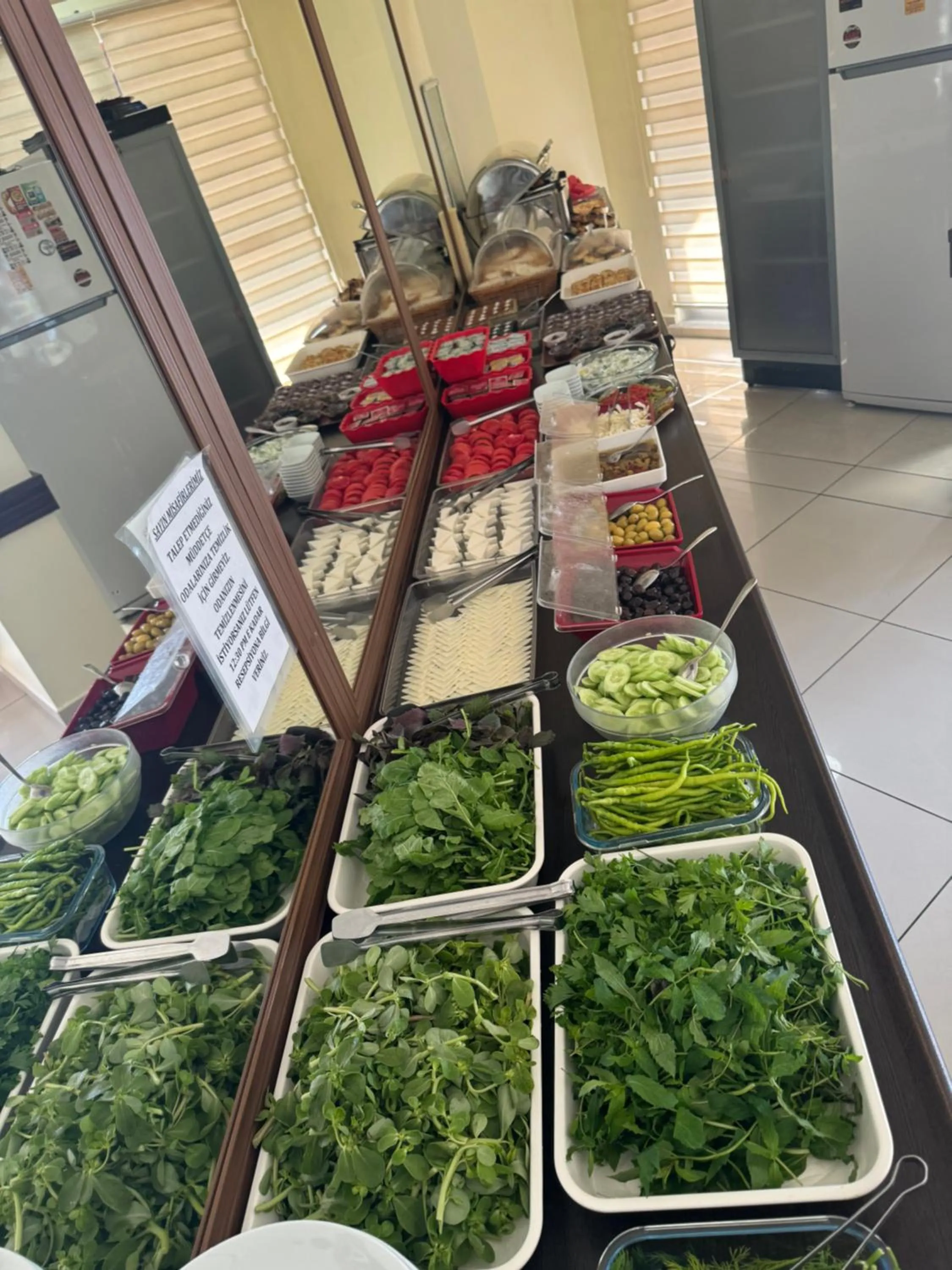 Buffet breakfast in Amasra Ceylin Otel