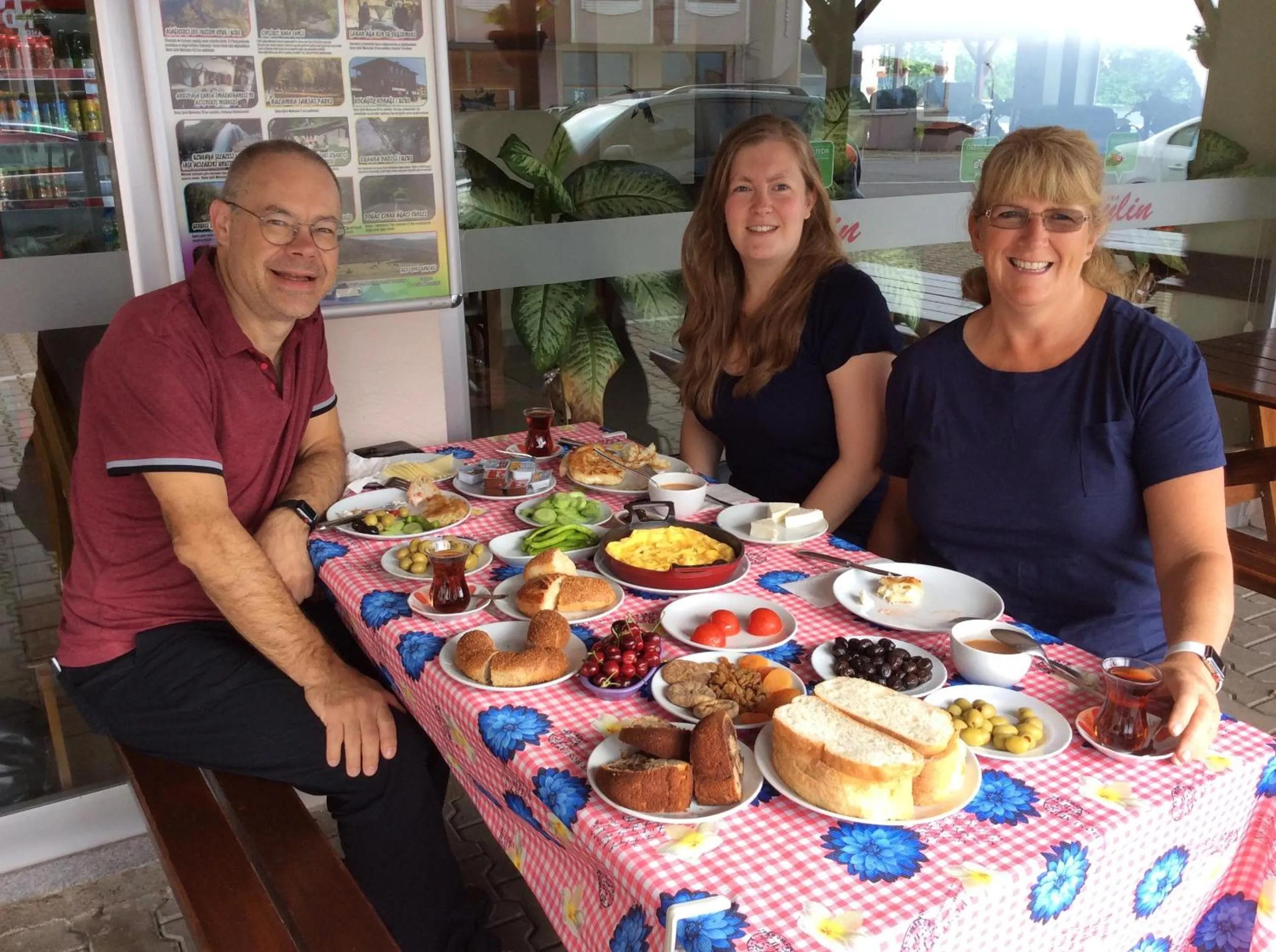 Buffet breakfast in Amasra Ceylin Otel