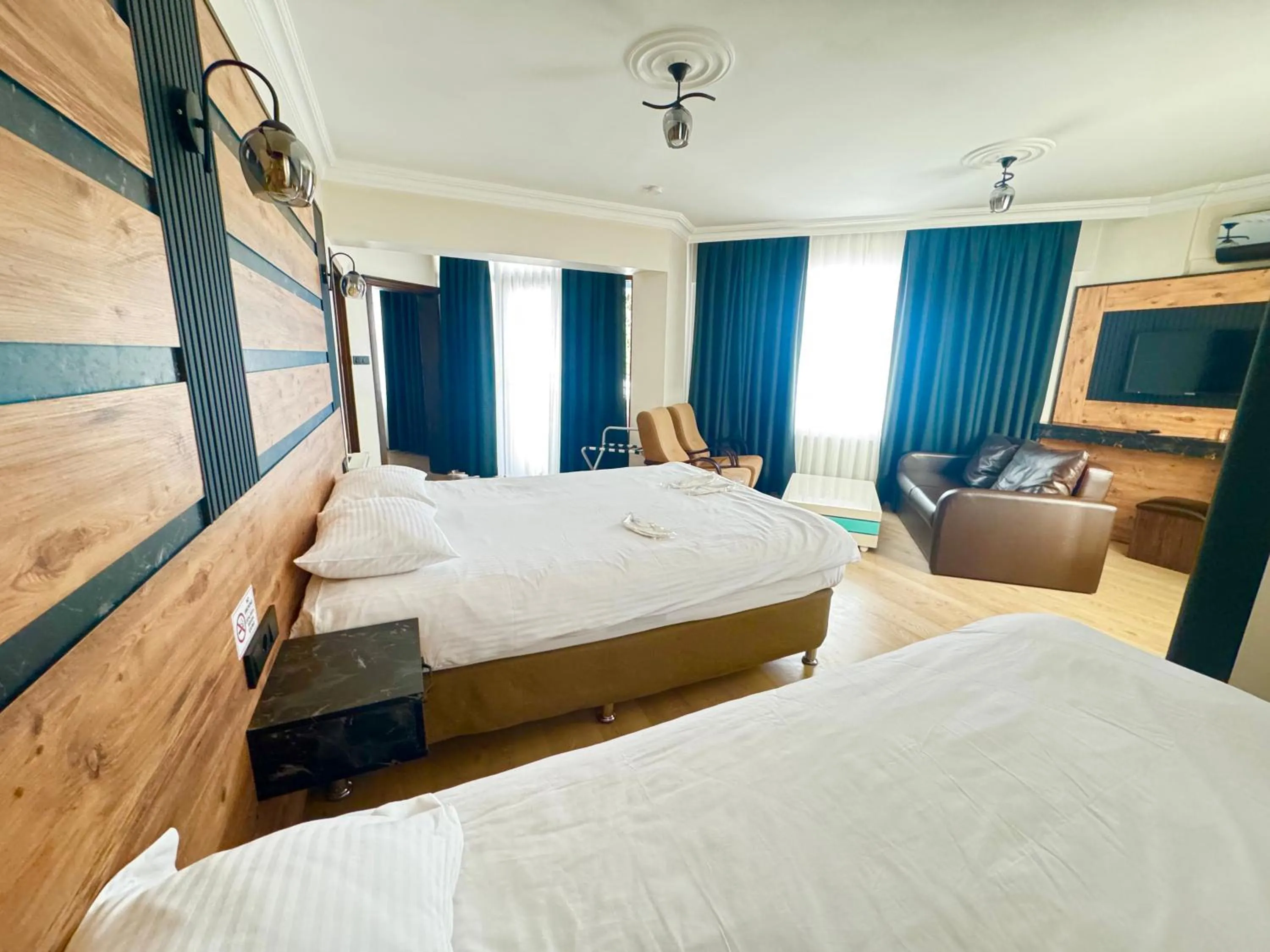 Photo of the whole room, Bed in Amasra Ceylin Otel