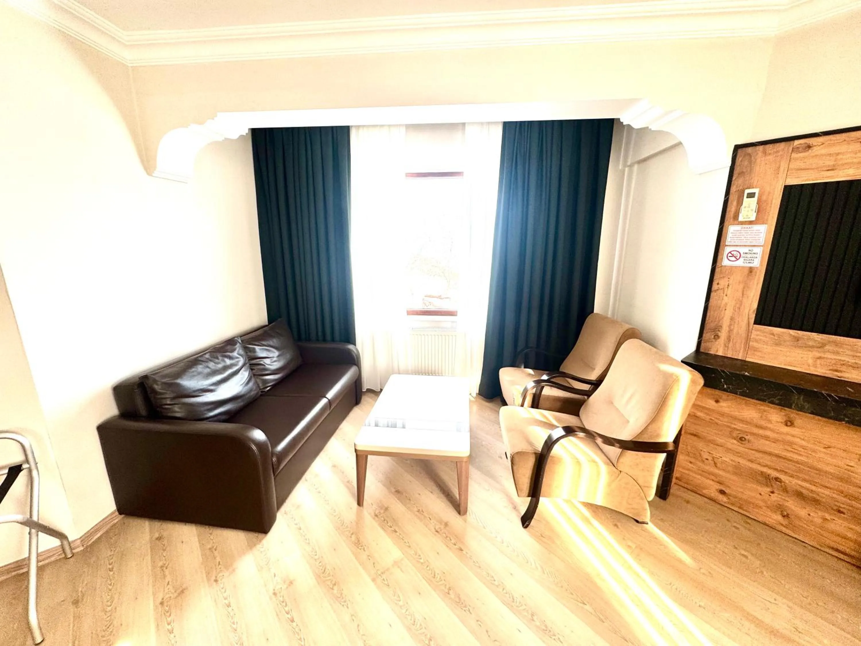 Photo of the whole room in Amasra Ceylin Otel