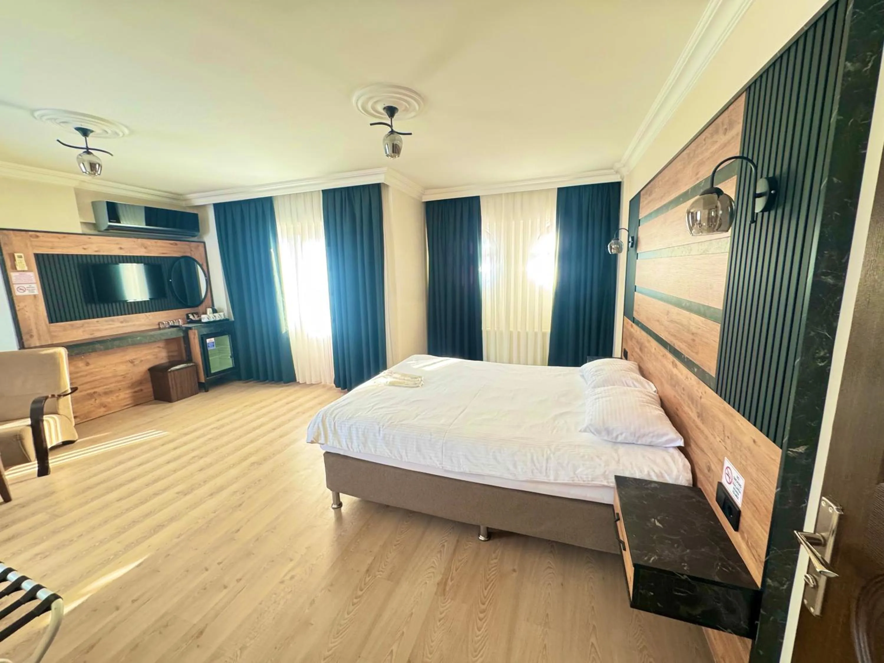 Photo of the whole room, Bed in Amasra Ceylin Otel