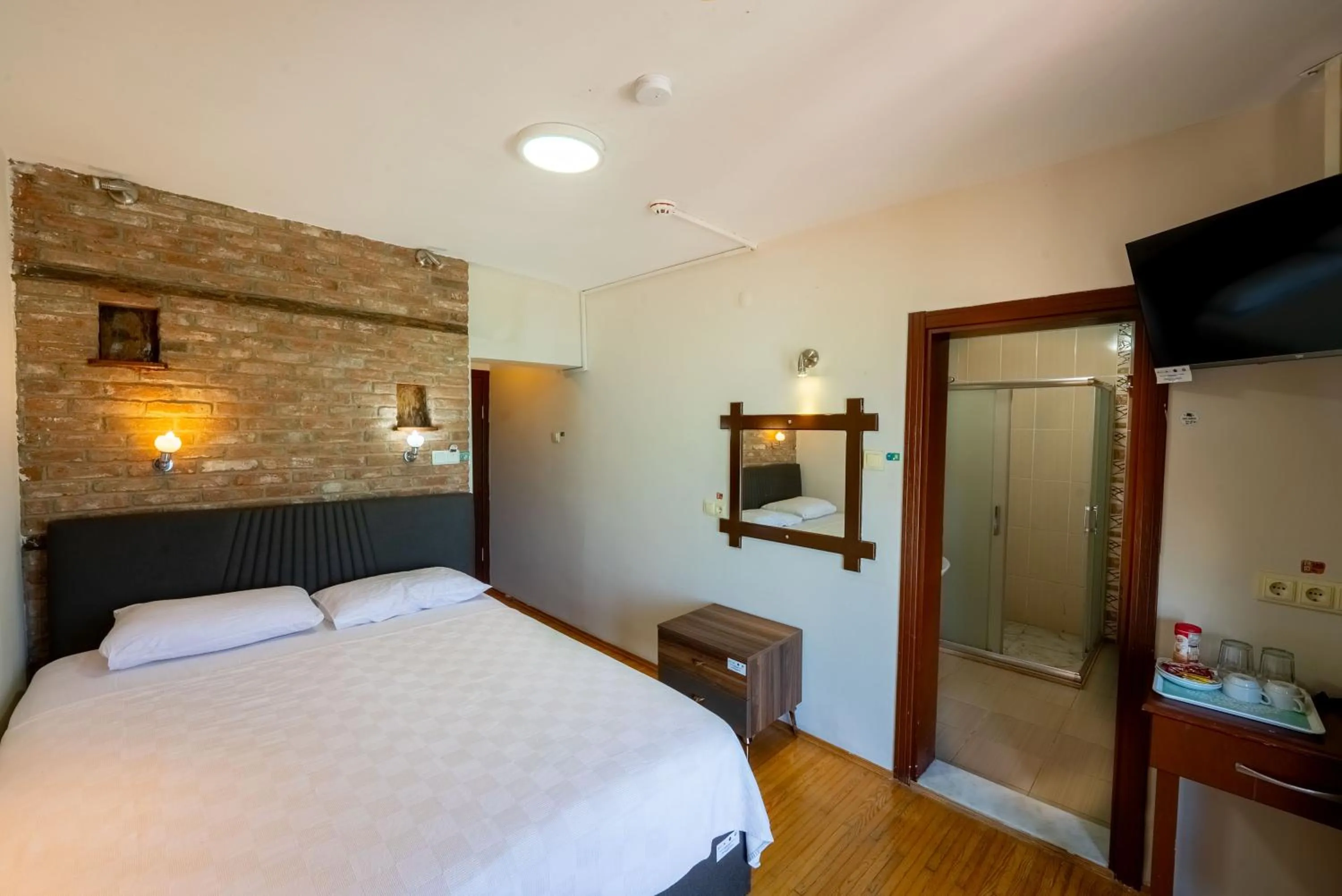 Bed in Fulya Pension