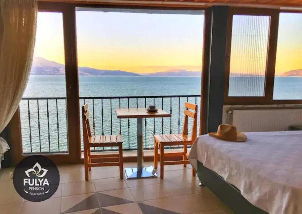 Comfort Double Room with Lake View in Fulya Pension Comfort Double Room with Lake View in Fulya Pension