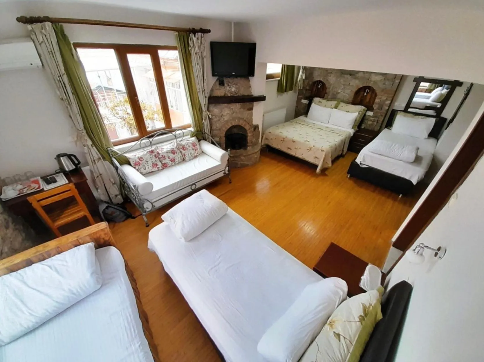 Bed in Fulya Pension