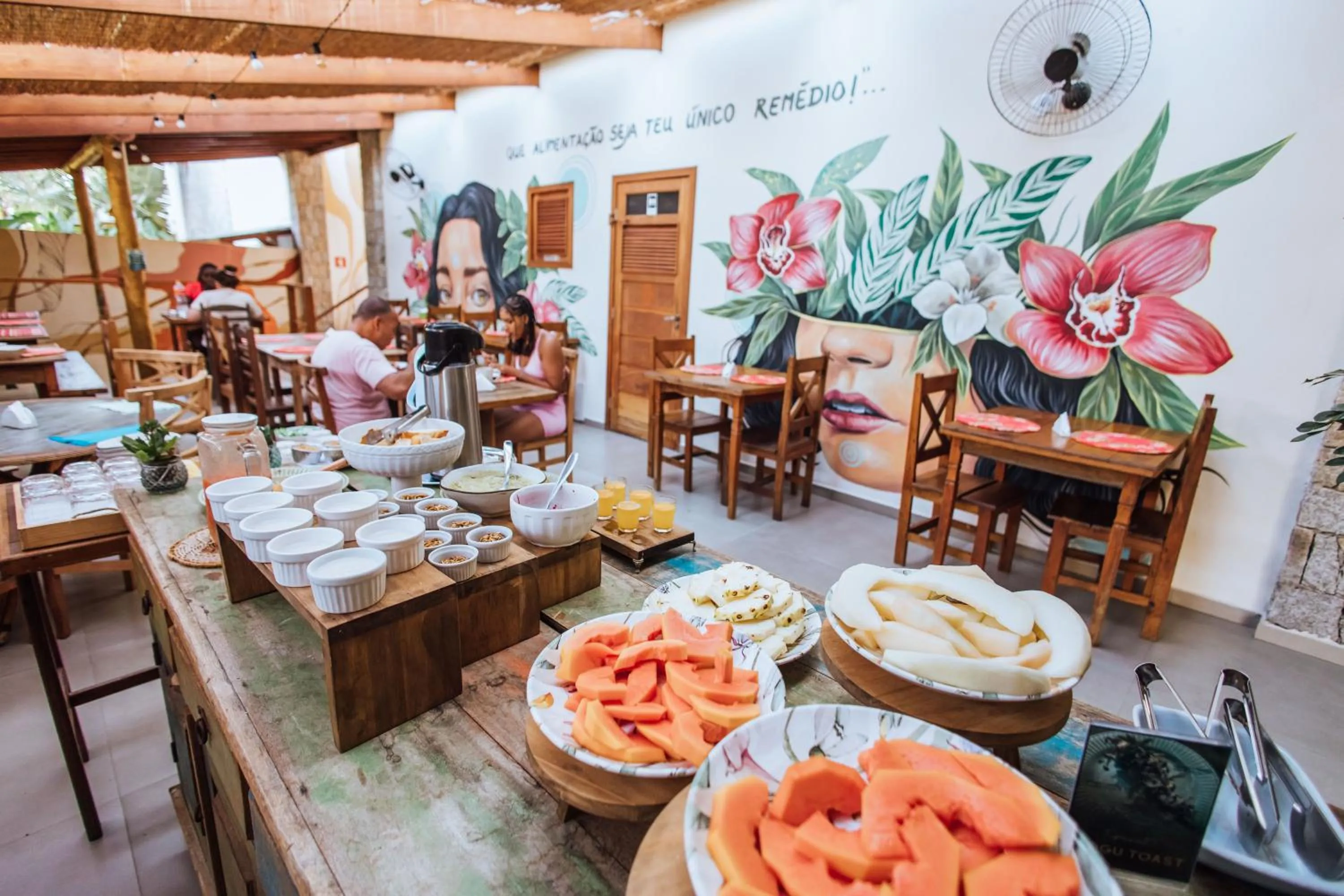 Breakfast in Smart Hotel Reserva Ilhabela