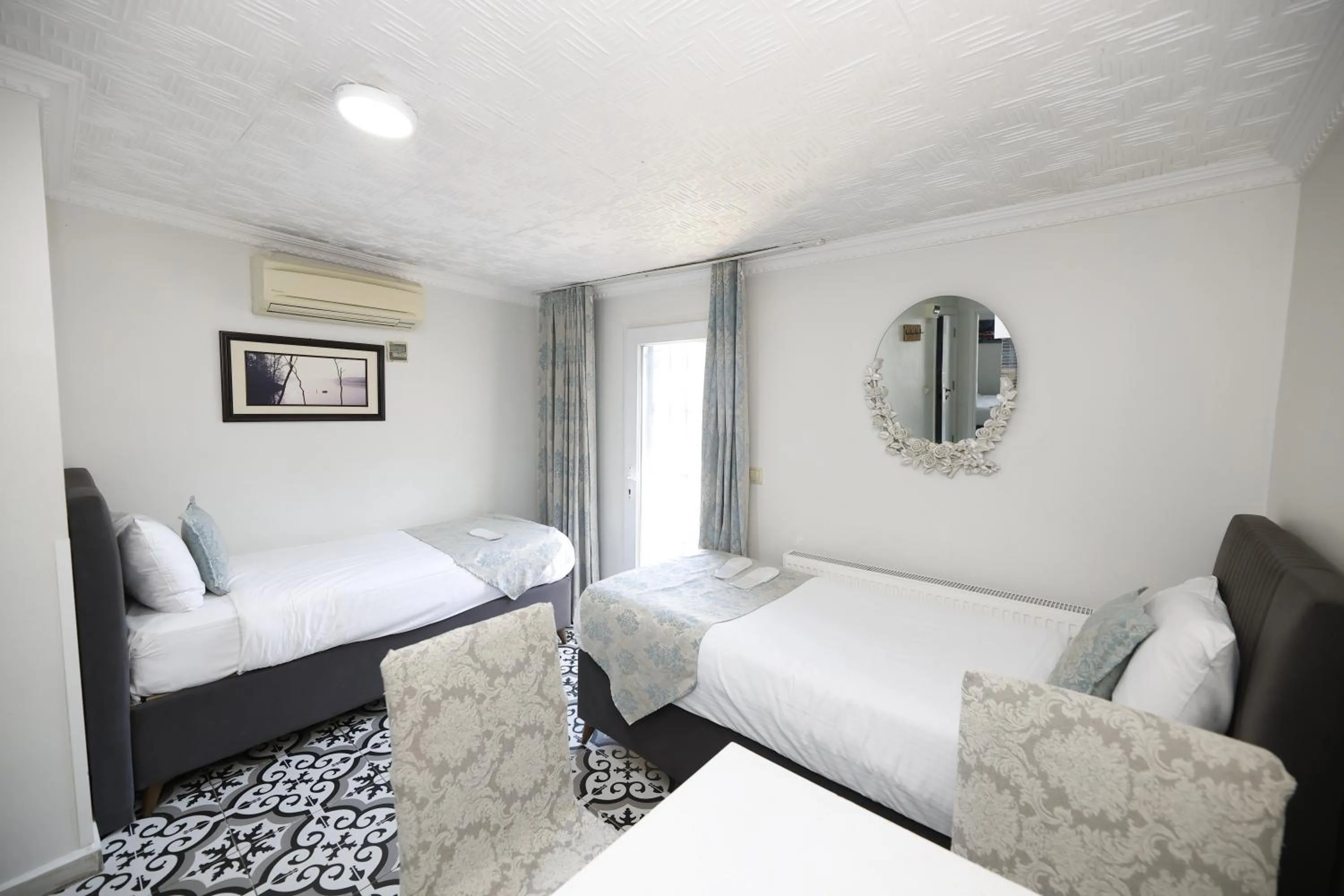 Bed in Lemon Residence