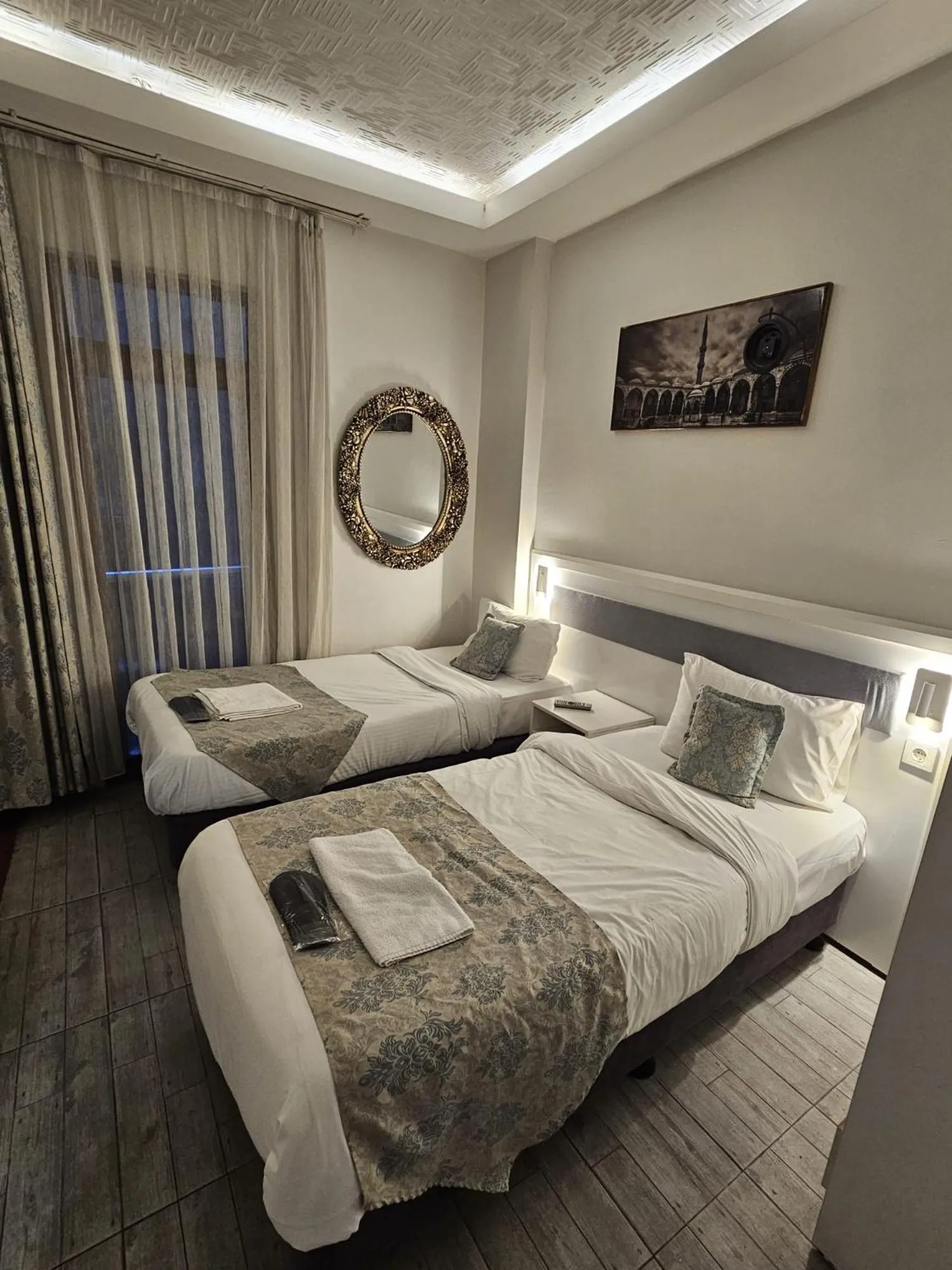 Bed in Lemon Residence