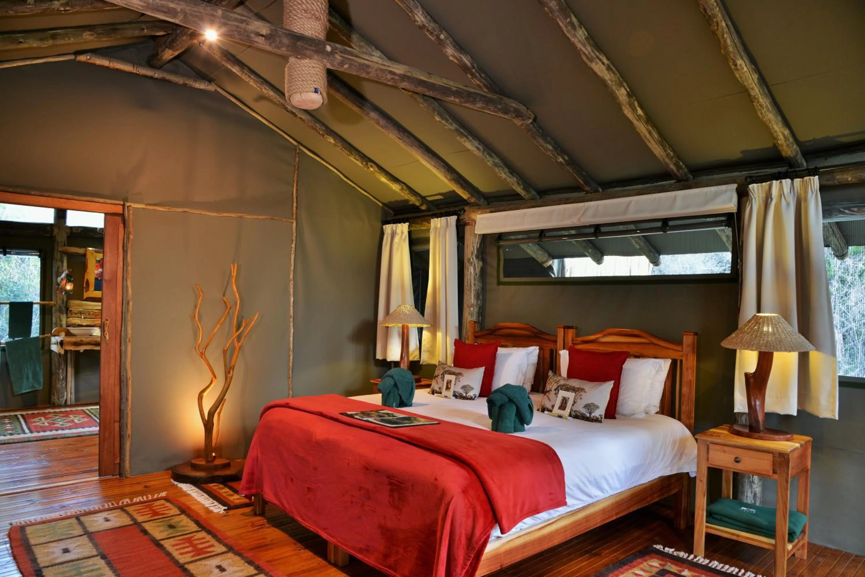Photo of the whole room, Bed in Sibuya Game Reserve and Lodge