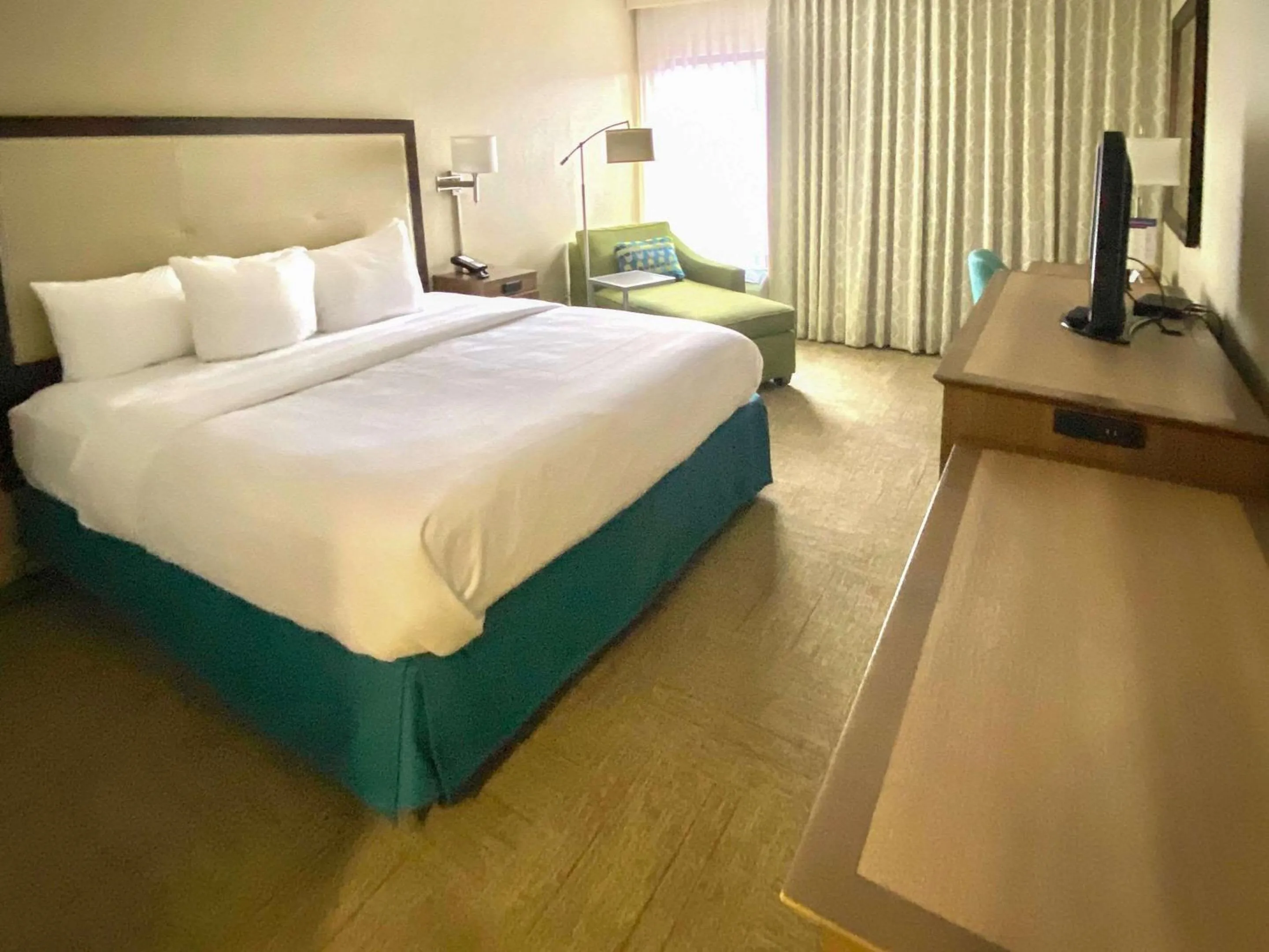 Photo of the whole room, Bed in Comfort Inn Darien - North Brunswick