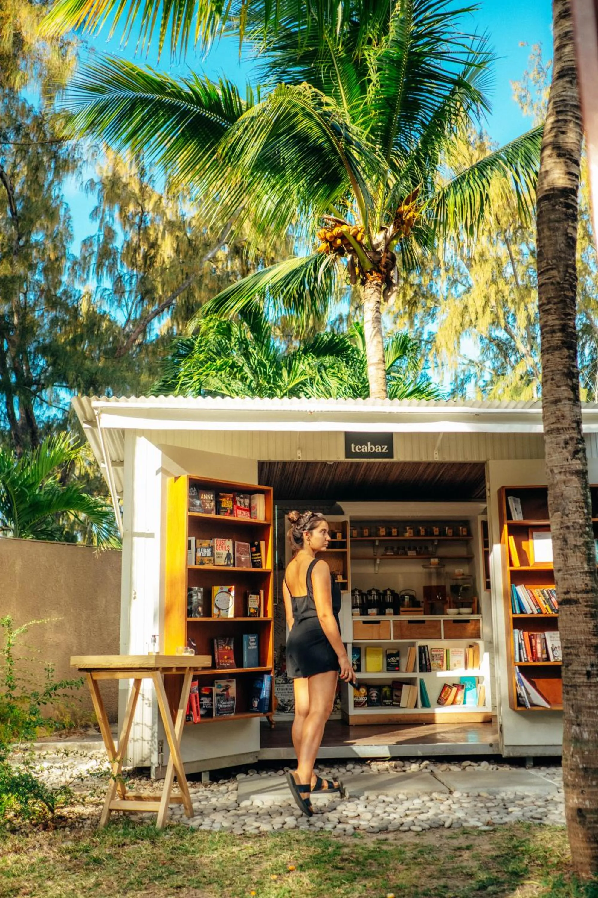 Coffee/tea facilities in Coin de Mire Attitude