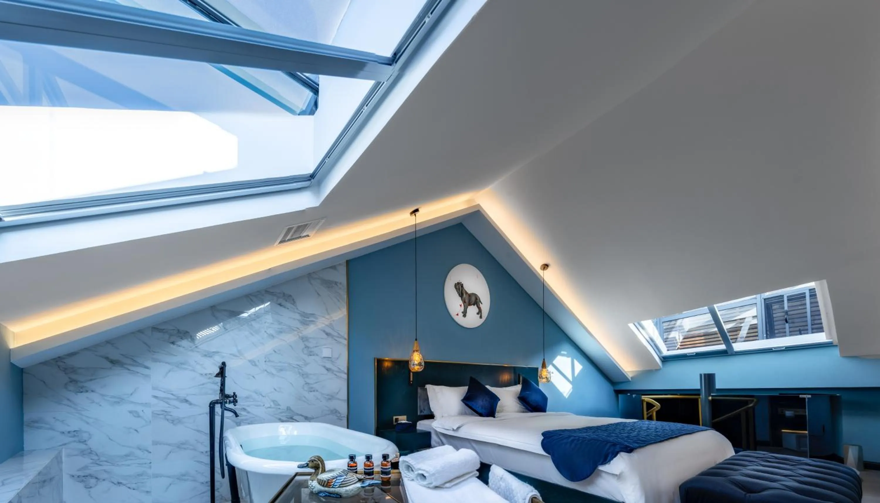 Bathroom, Bed in Moon and Chalice Boutique Hotel