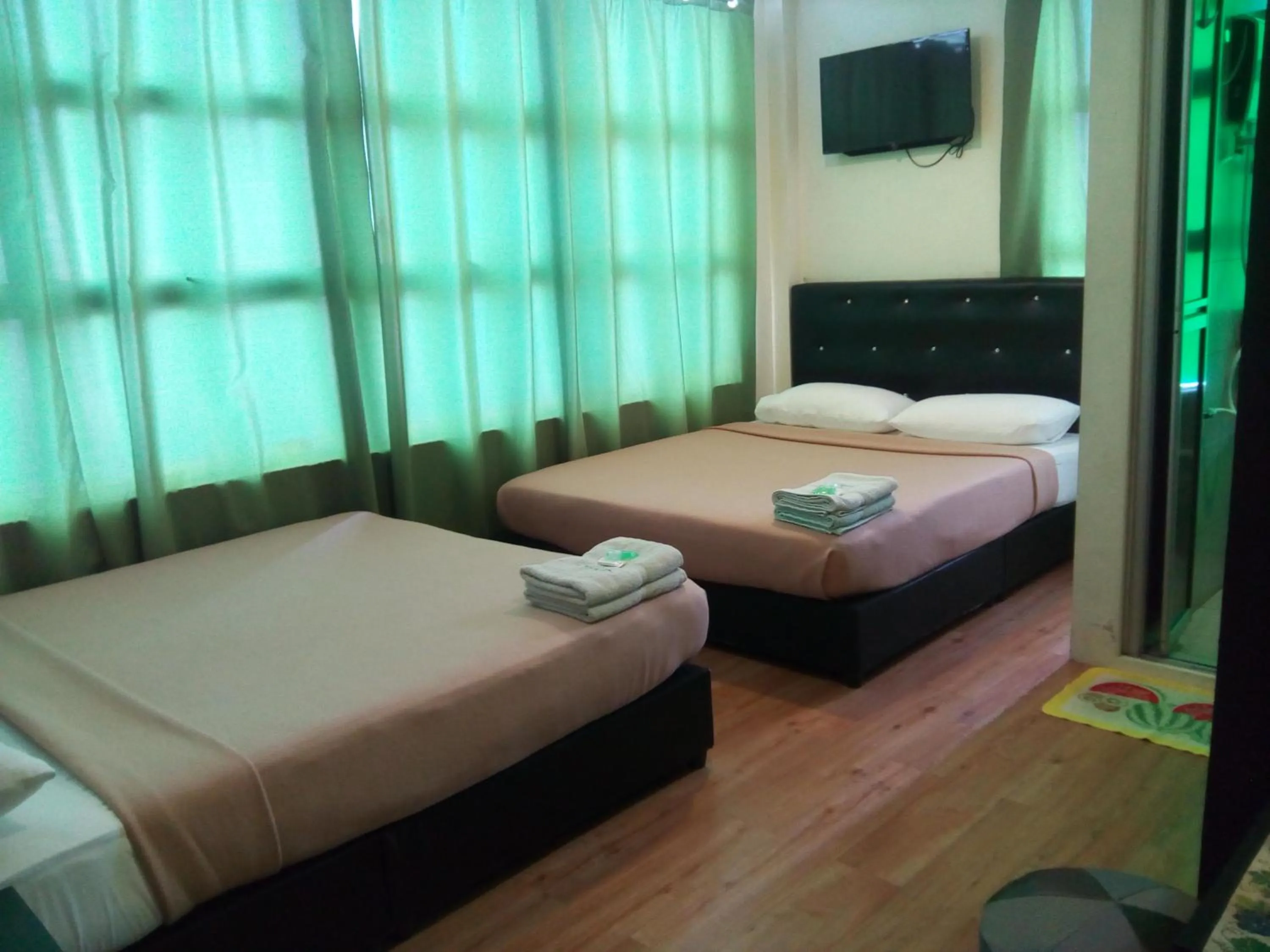 Bed in BINKHALED HOTEL