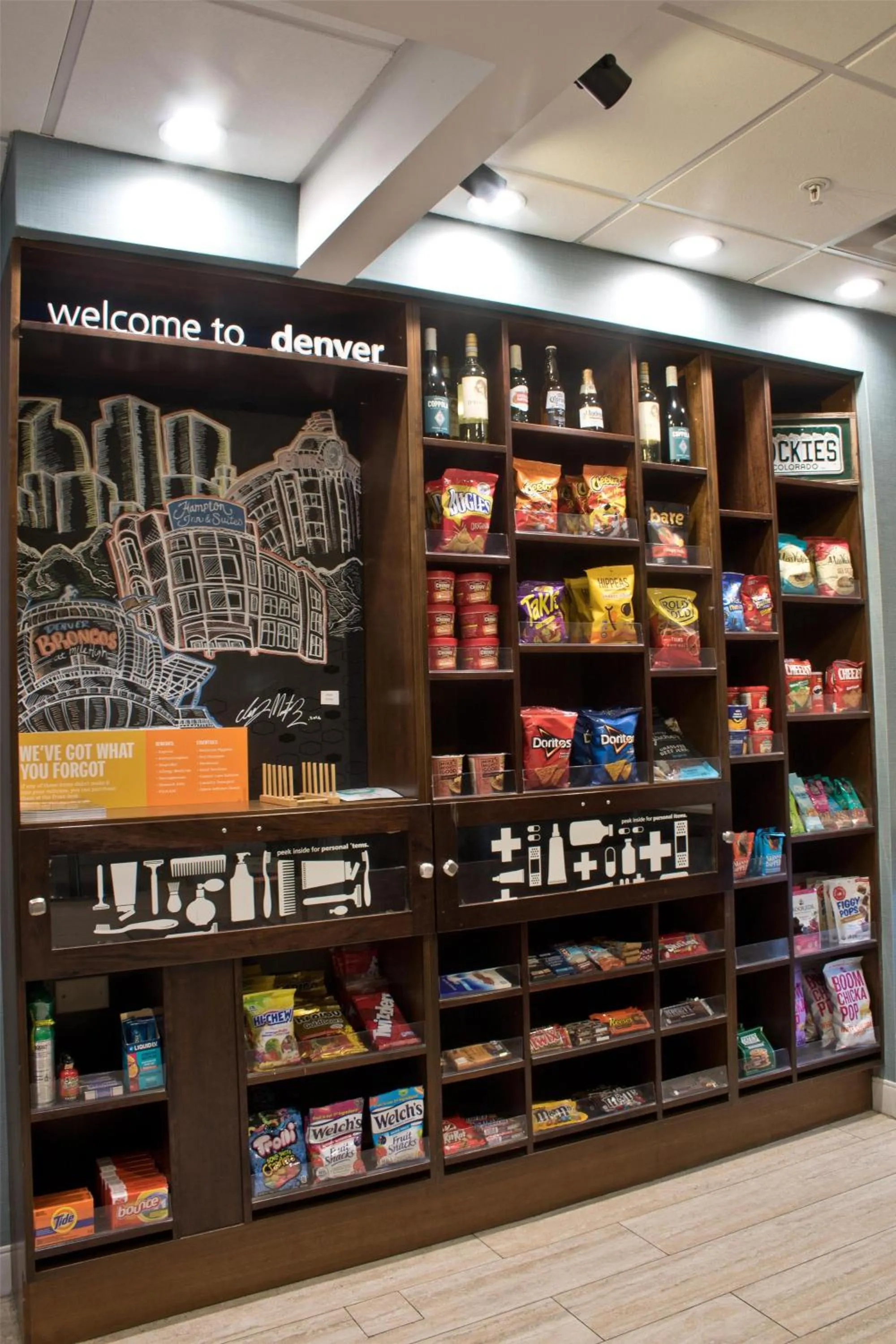 Restaurant/places to eat in Hampton Inn & Suites Denver-Speer Boulevard