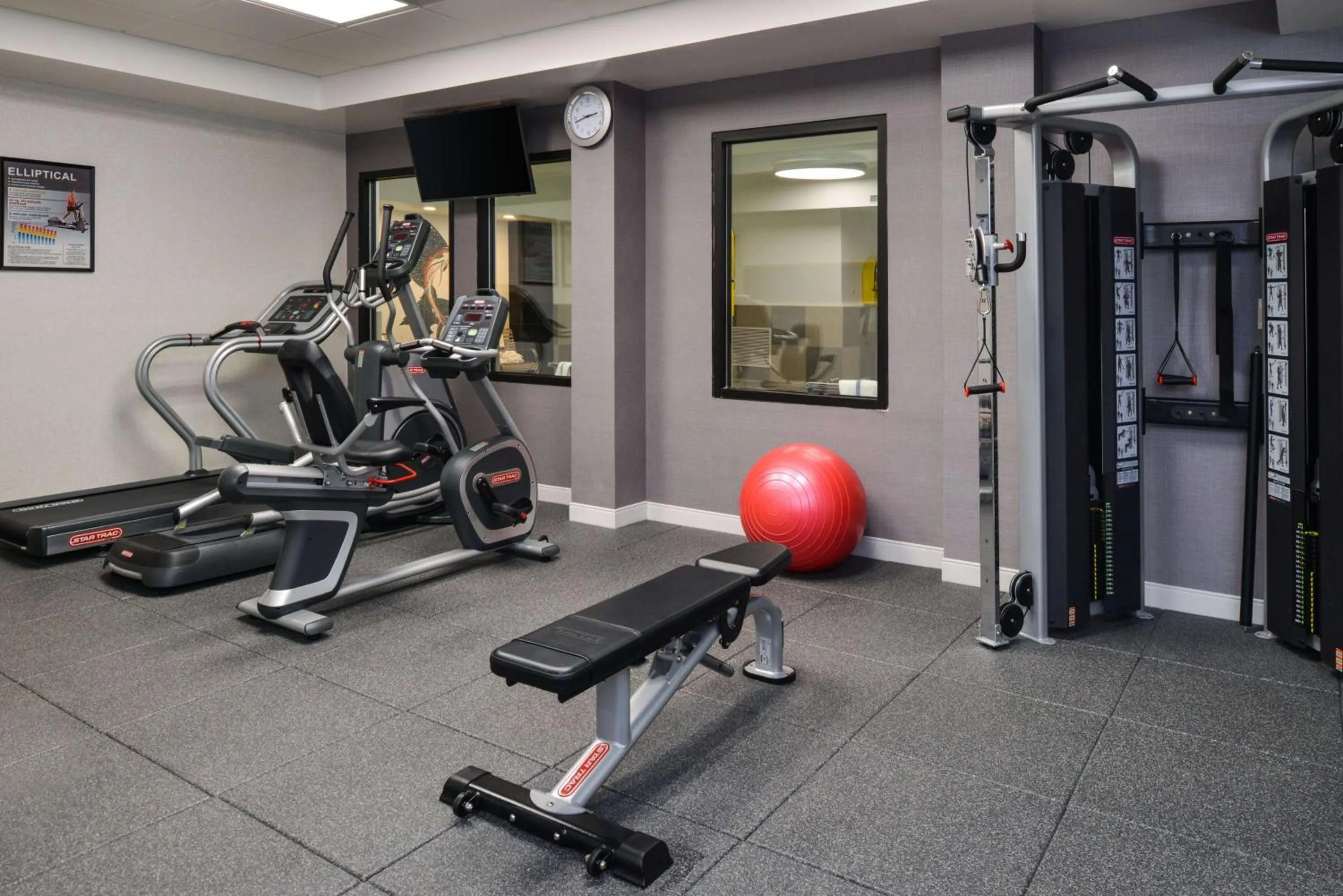 Fitness centre/facilities in Hampton Inn & Suites Denver-Speer Boulevard