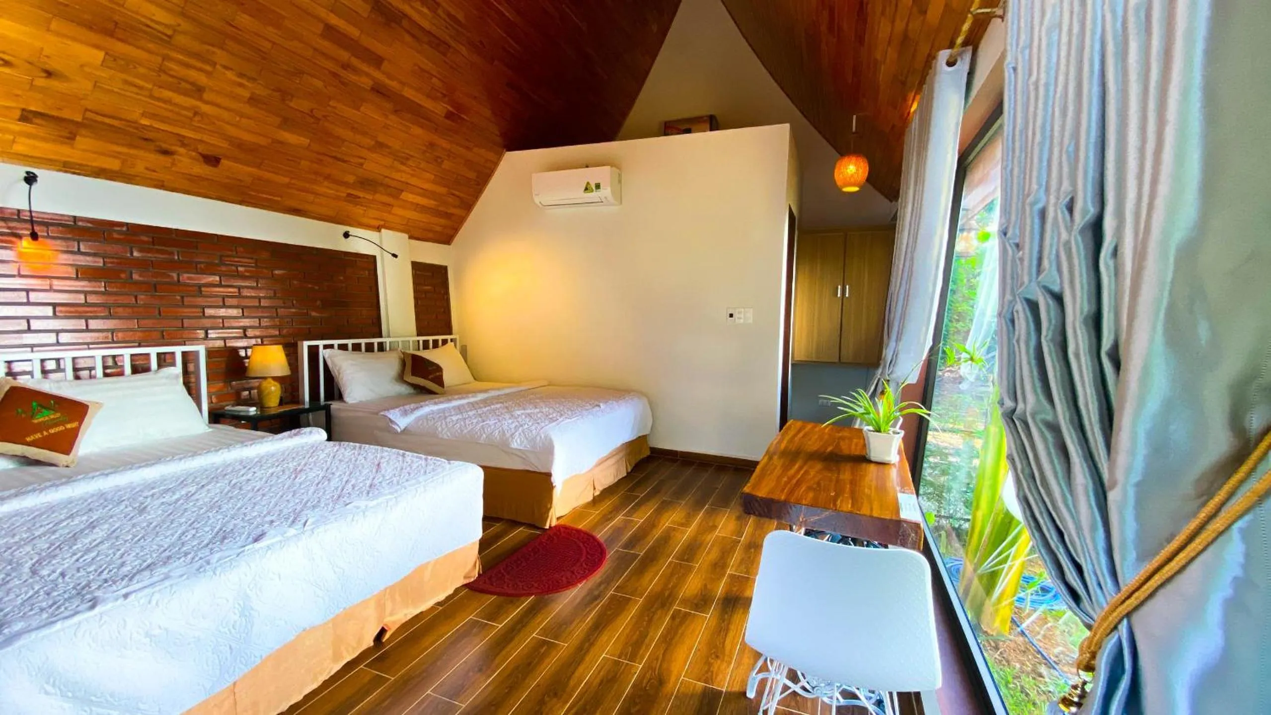 Bedroom, Bed in Tropical Valley Homestay - Villas