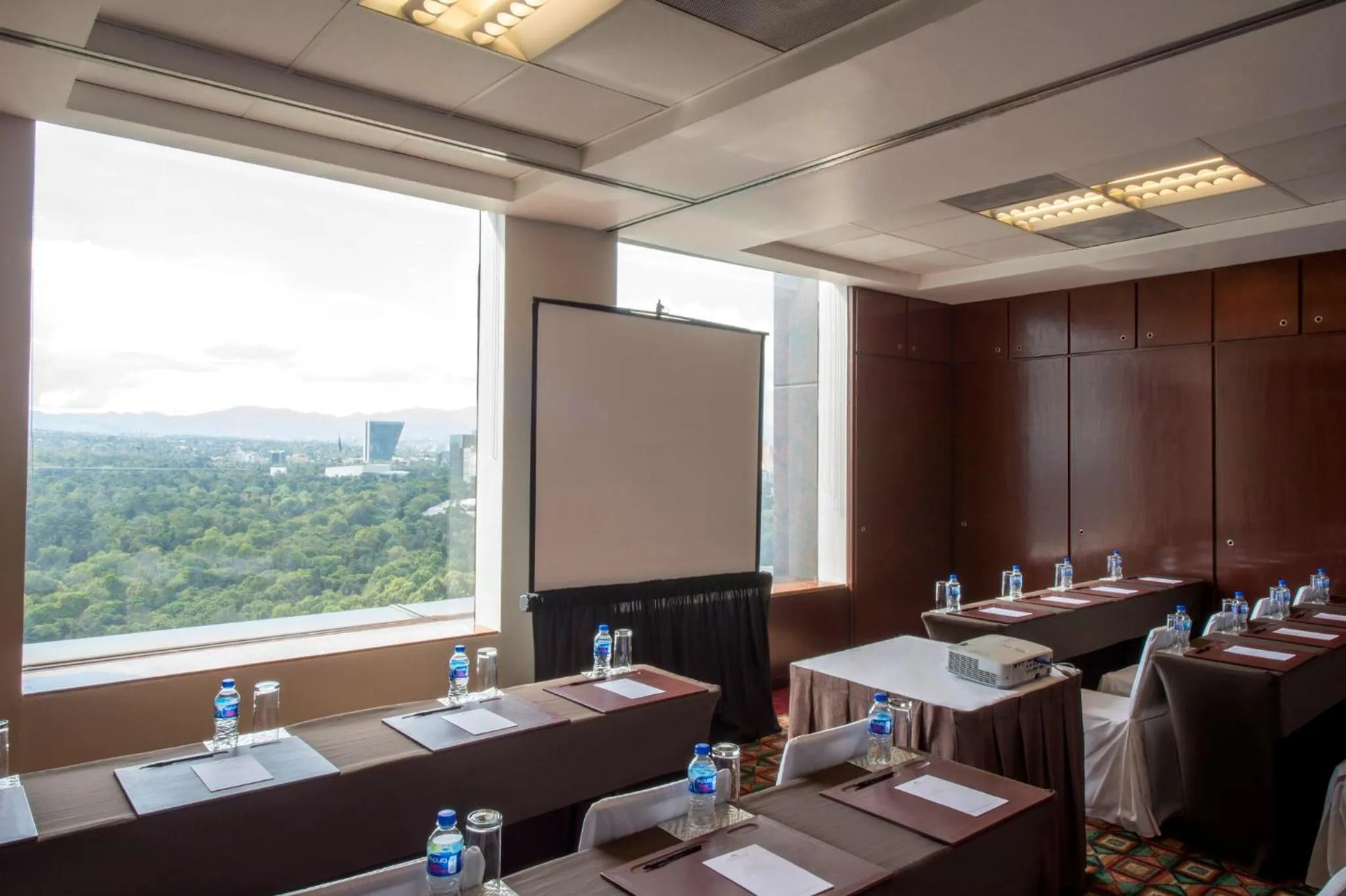 Meeting/conference room in Grand Fiesta Americana Chapultepec