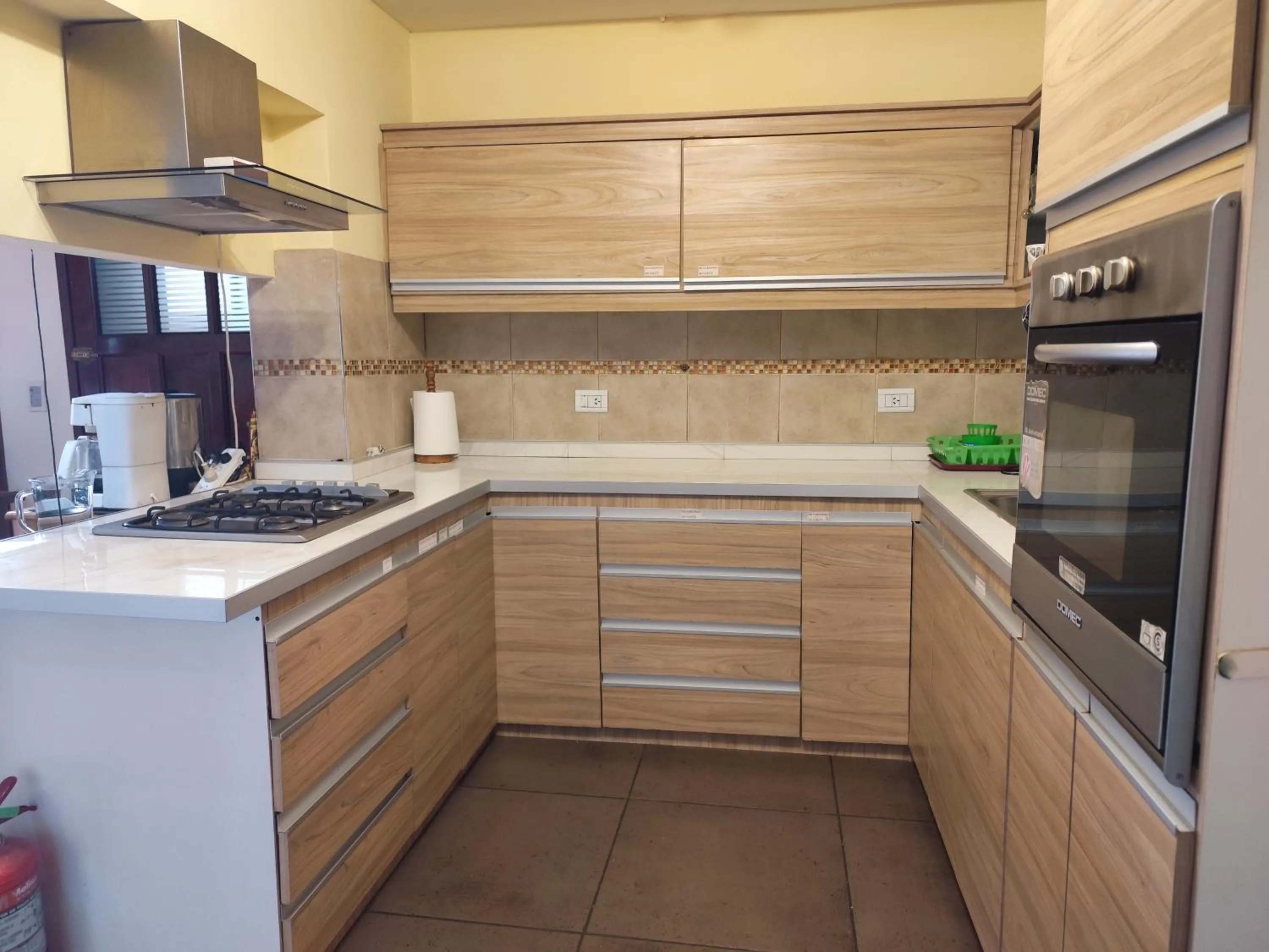 Communal kitchen in Las Retamas B&B