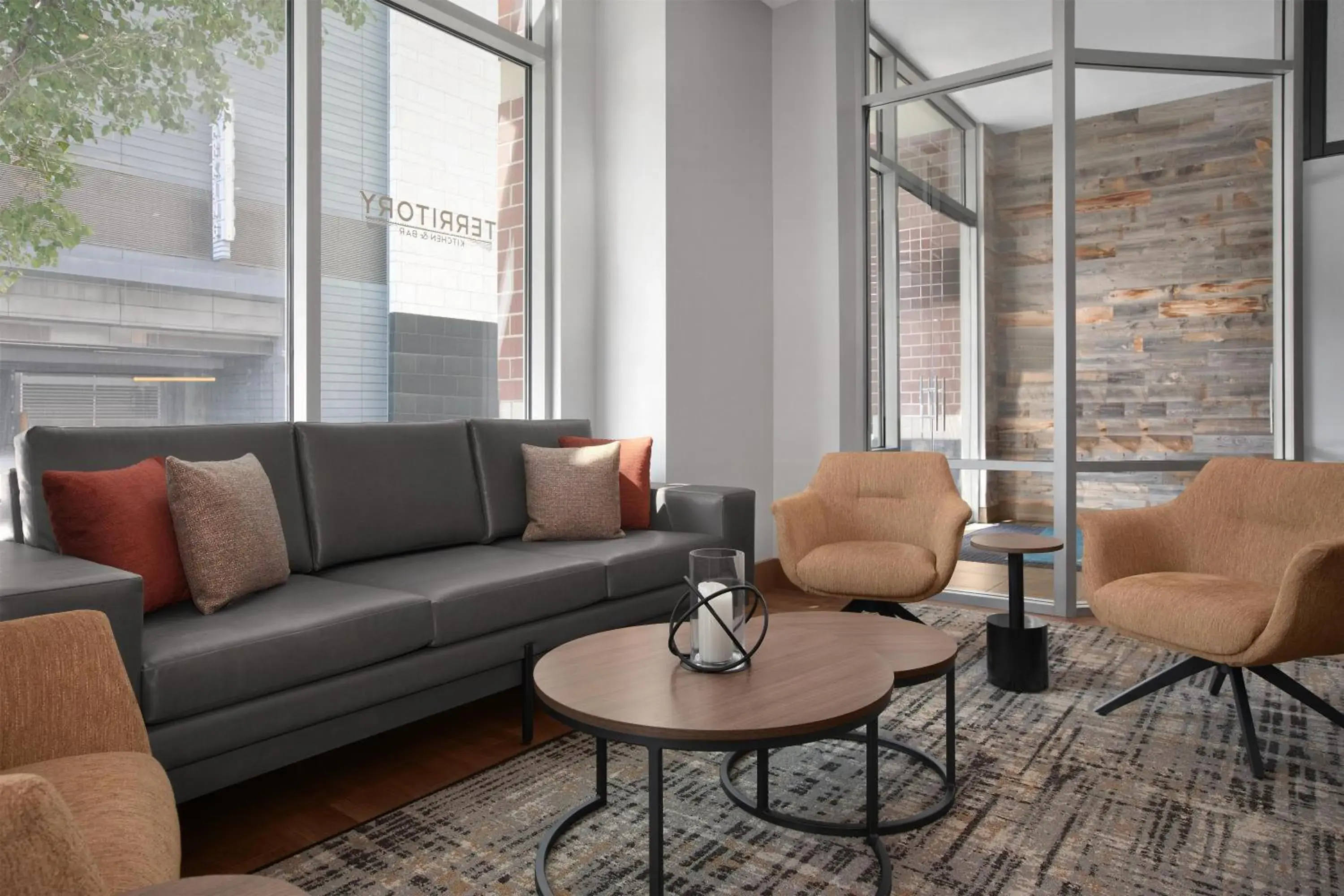 Lounge or bar in Hilton Garden Inn Denver Downtown Lounge or bar in Hilton Garden Inn Denver Downtown