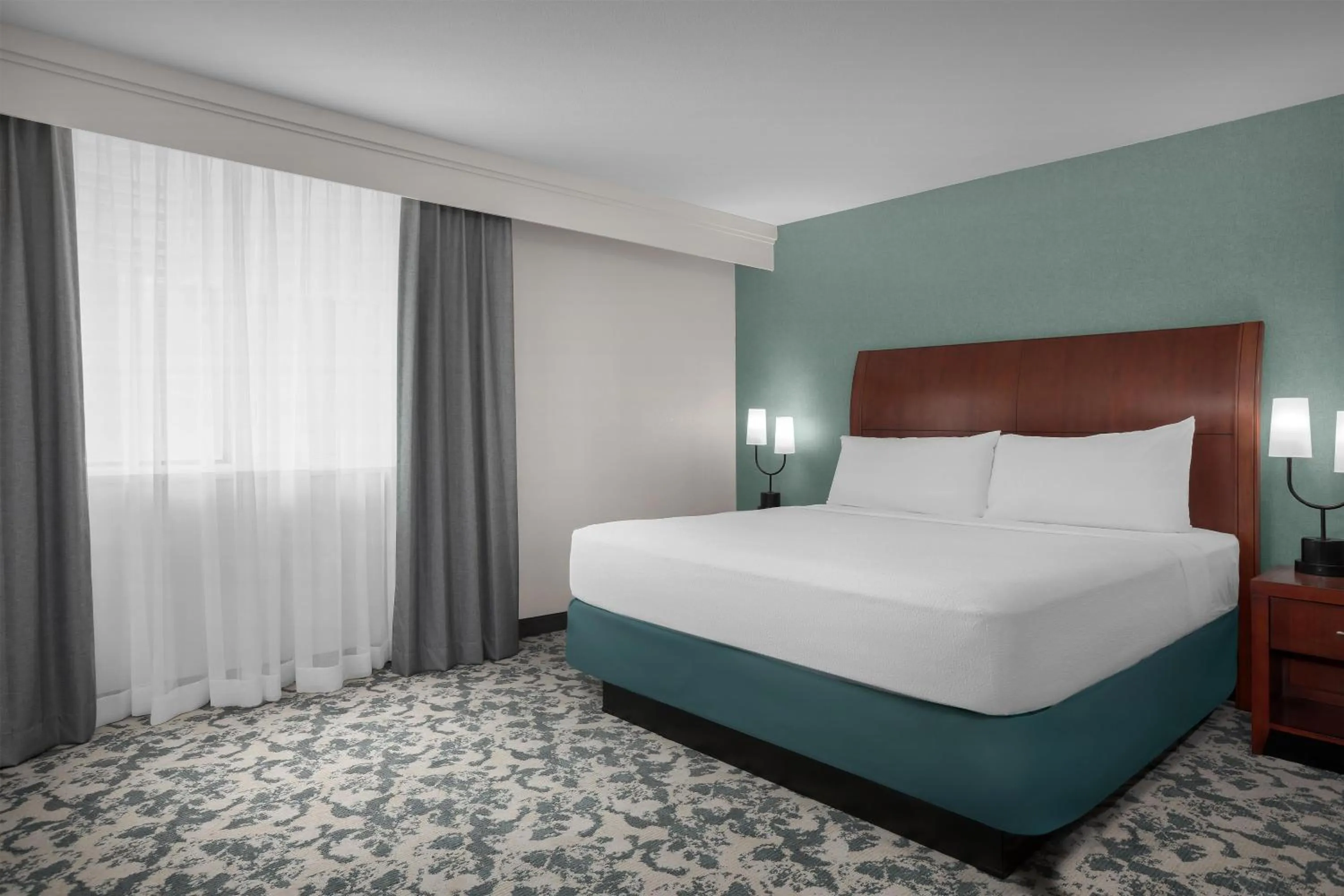 Bed in Hilton Garden Inn Denver Downtown