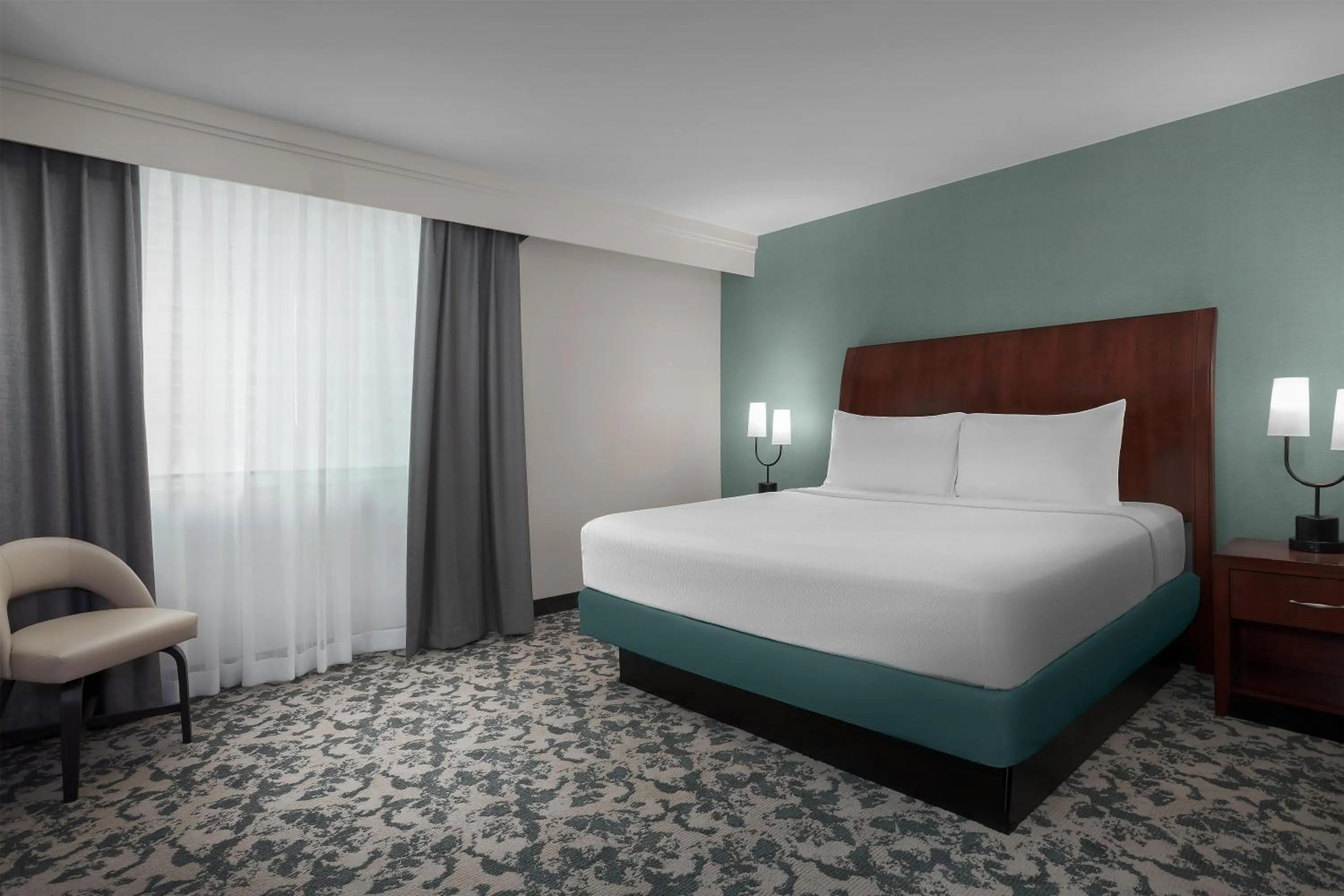 Bed in Hilton Garden Inn Denver Downtown