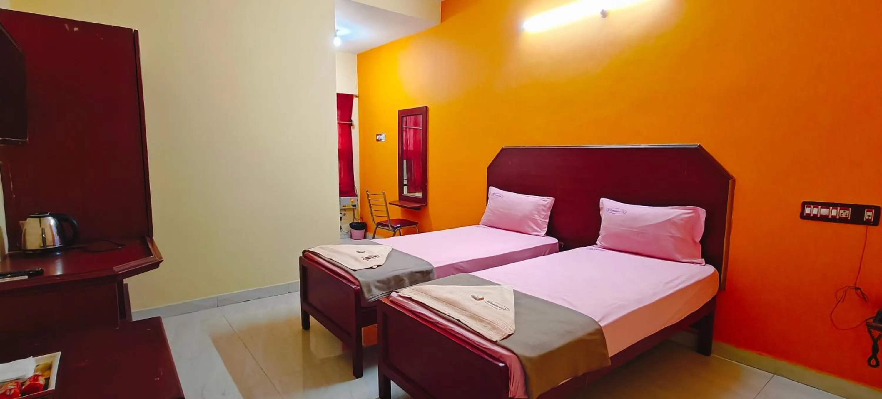 Deluxe Double Room - single occupancy in Sri Venkkatramanaas Residency
