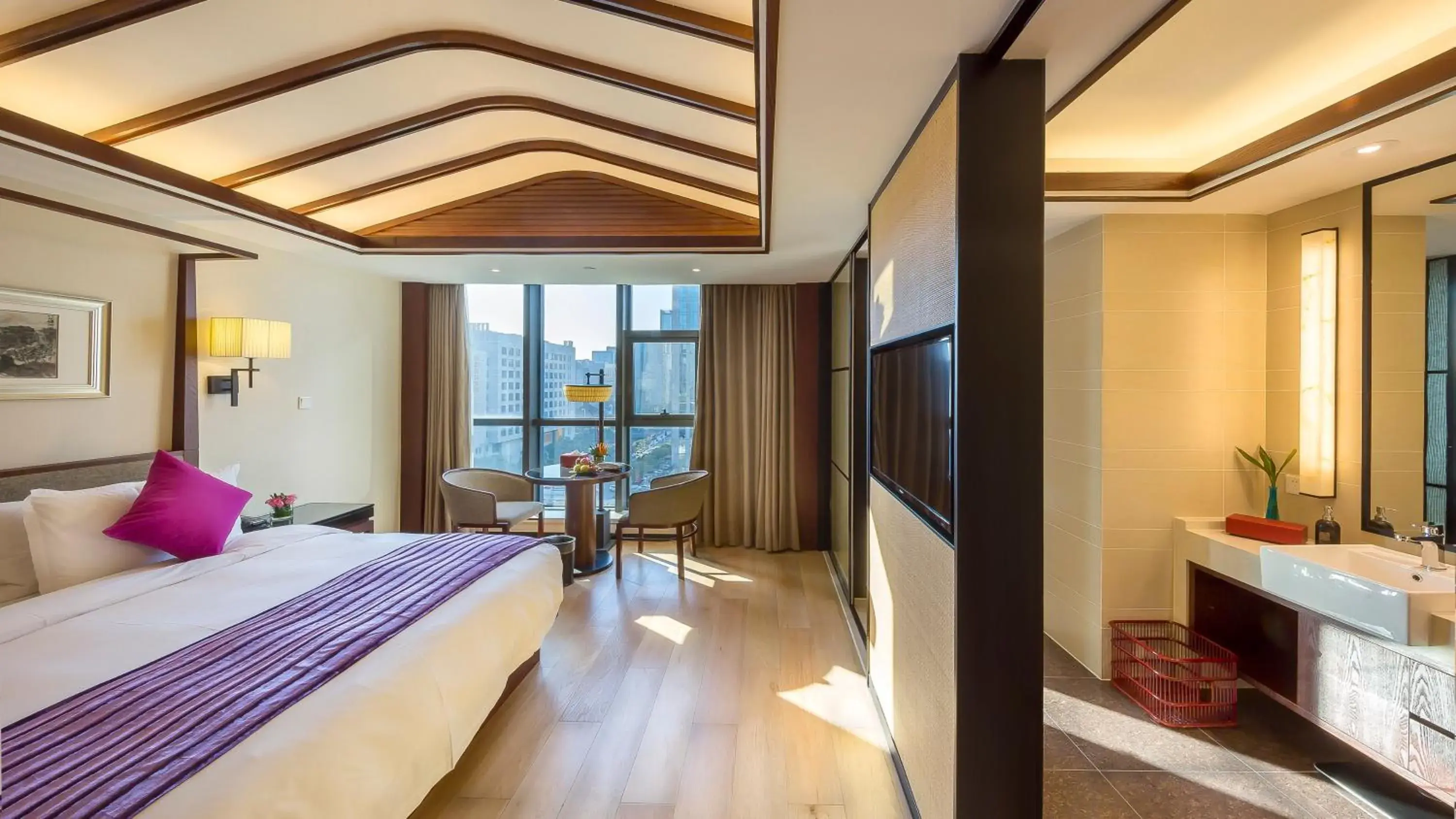 Double Room in SSAW Boutique Hotel Ningbo CBD - Family Friendly & Business Travel Double Room in SSAW Boutique Hotel Ningbo CBD - Family Friendly & Business Travel