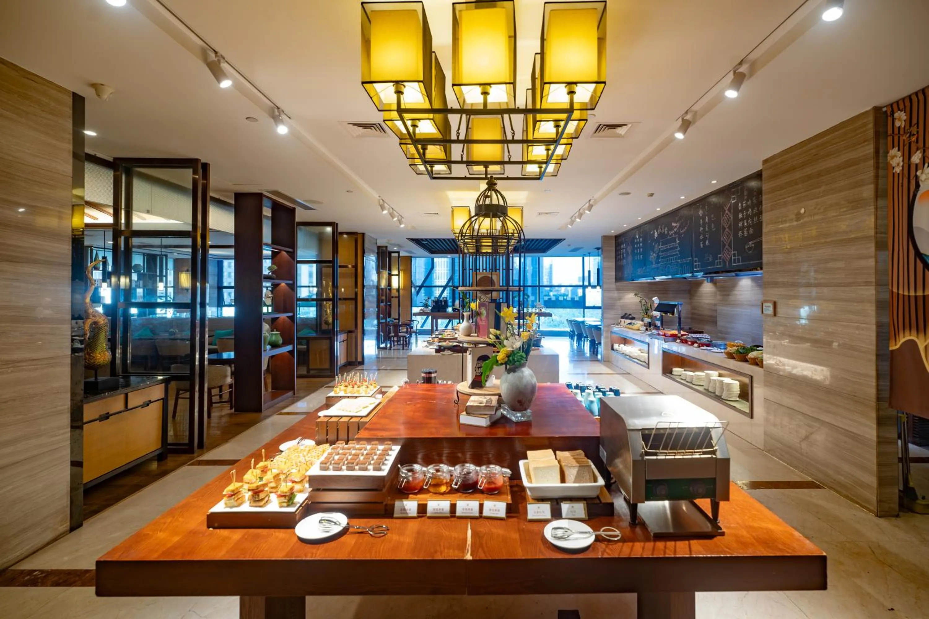 Breakfast in SSAW Boutique Hotel Ningbo CBD - Family Friendly & Business Travel