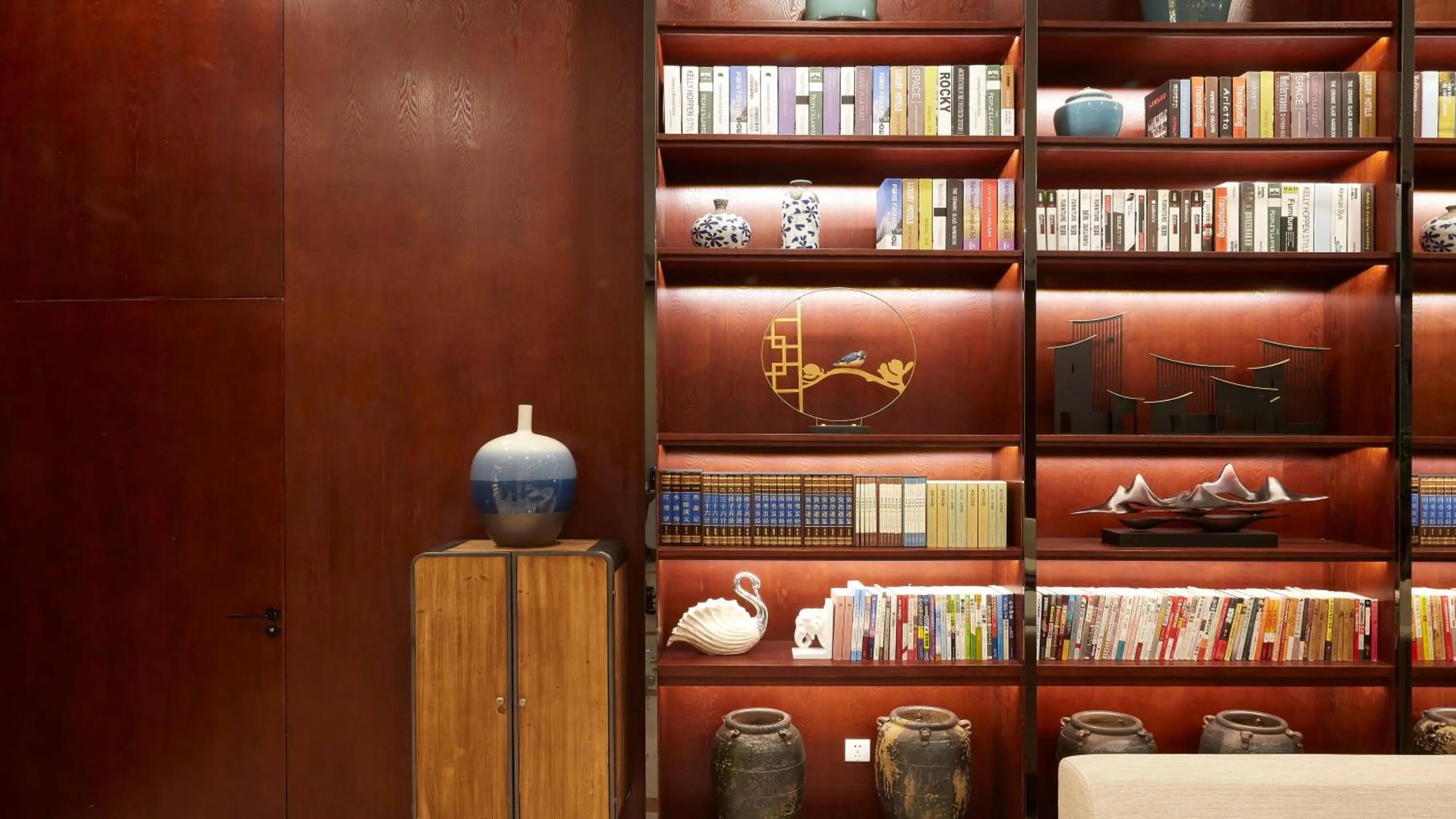 Library in SSAW Boutique Hotel Ningbo CBD - Family Friendly & Business Travel