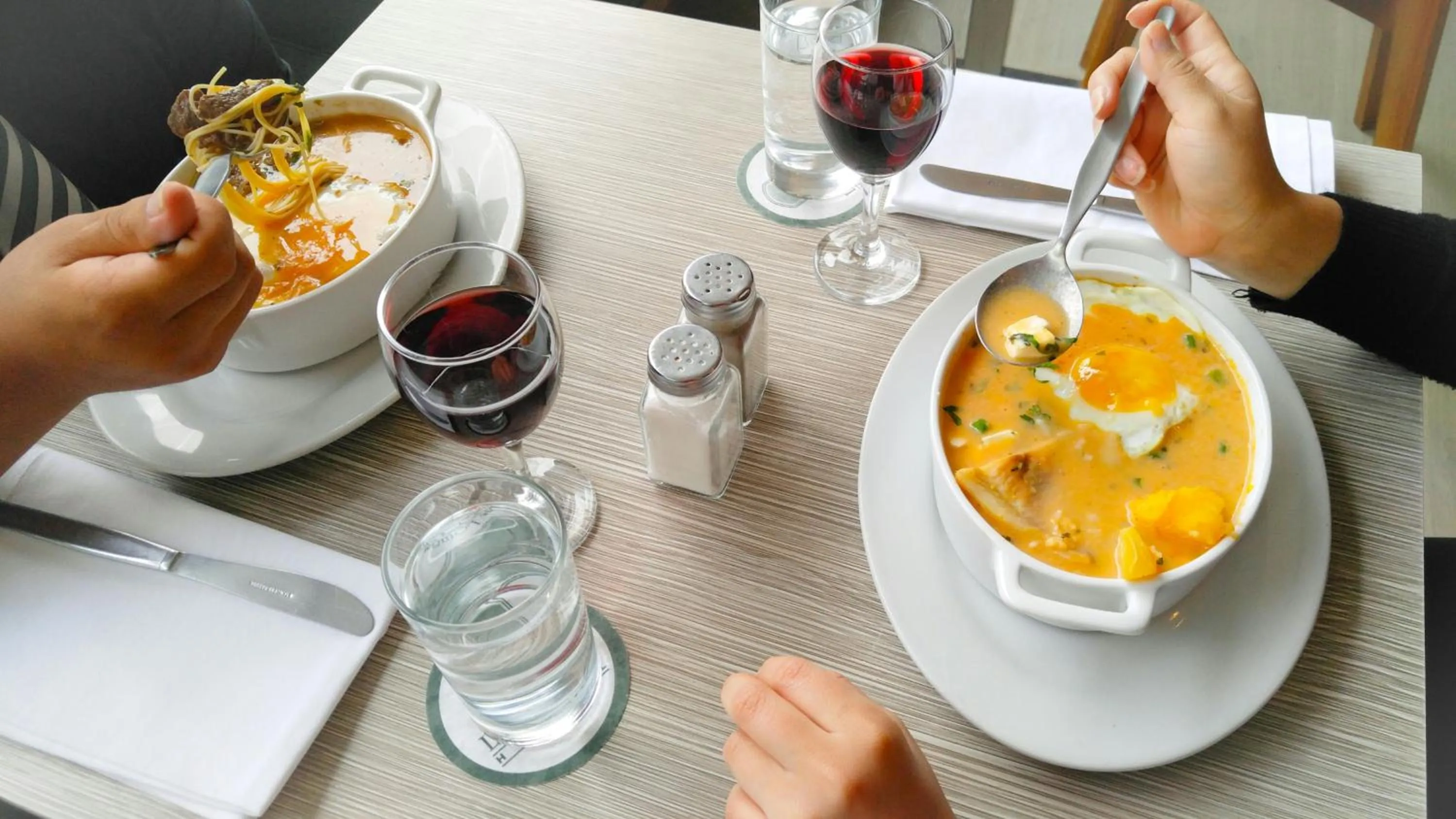 Restaurant/places to eat in Hotel Las Lomas