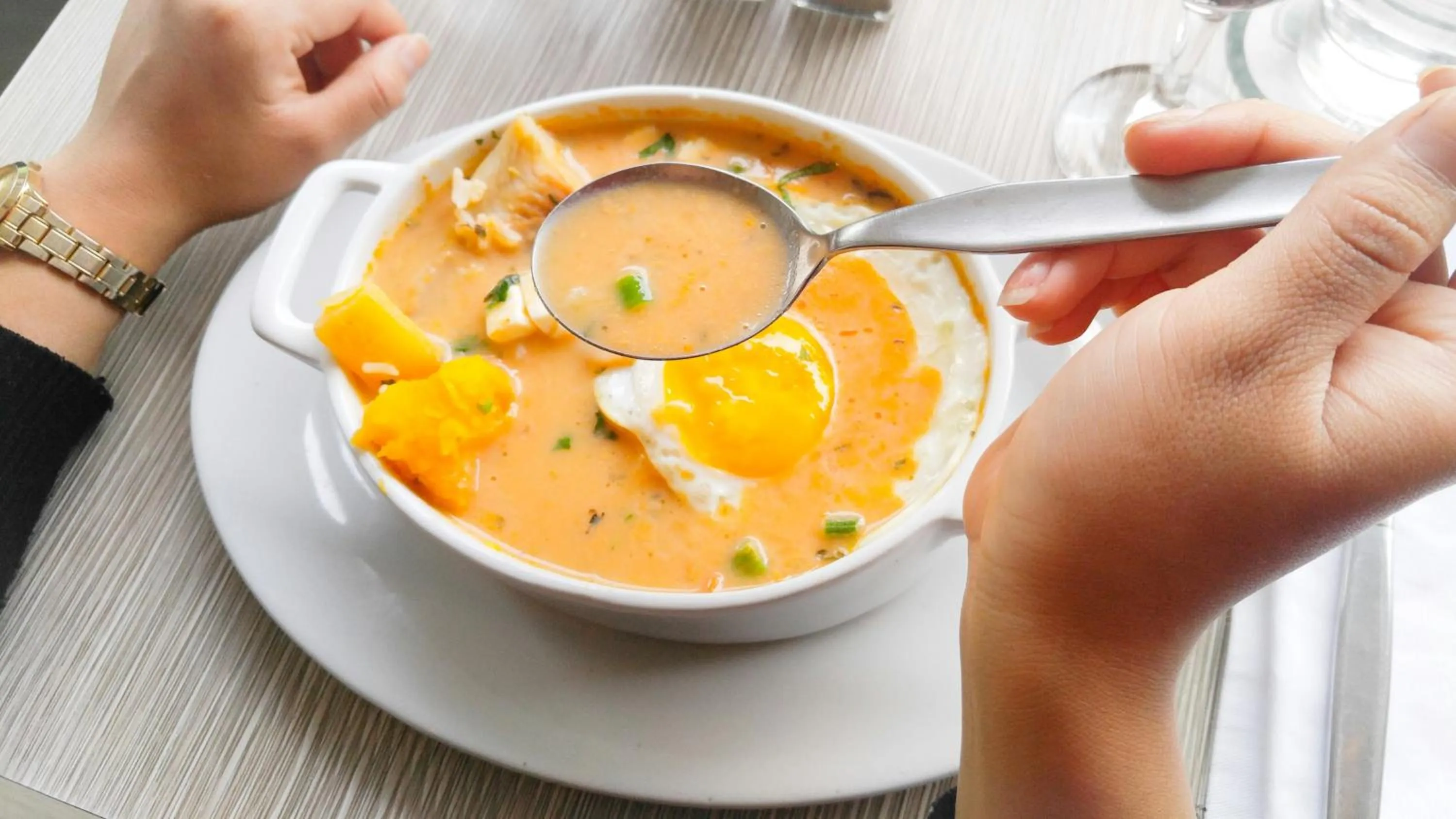 Restaurant/places to eat in Hotel Las Lomas