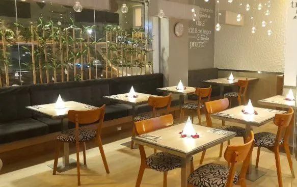 Restaurant/places to eat in Hotel Las Lomas