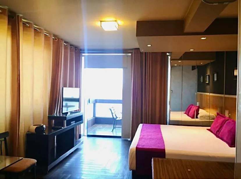 Balcony/Terrace, Bed in Hotel Las Lomas