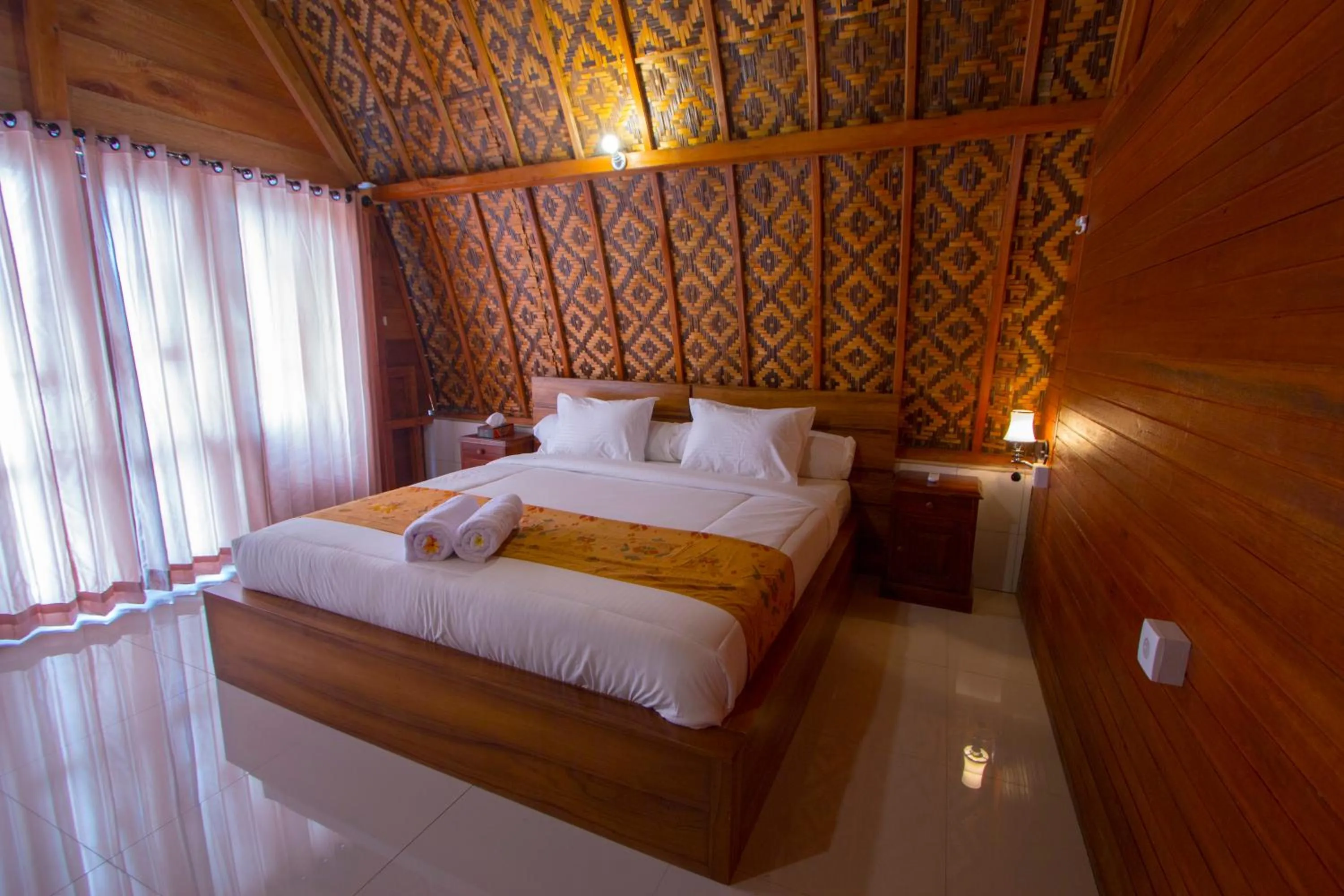 Bed in Penida Krusty Hill by ecommerceloka