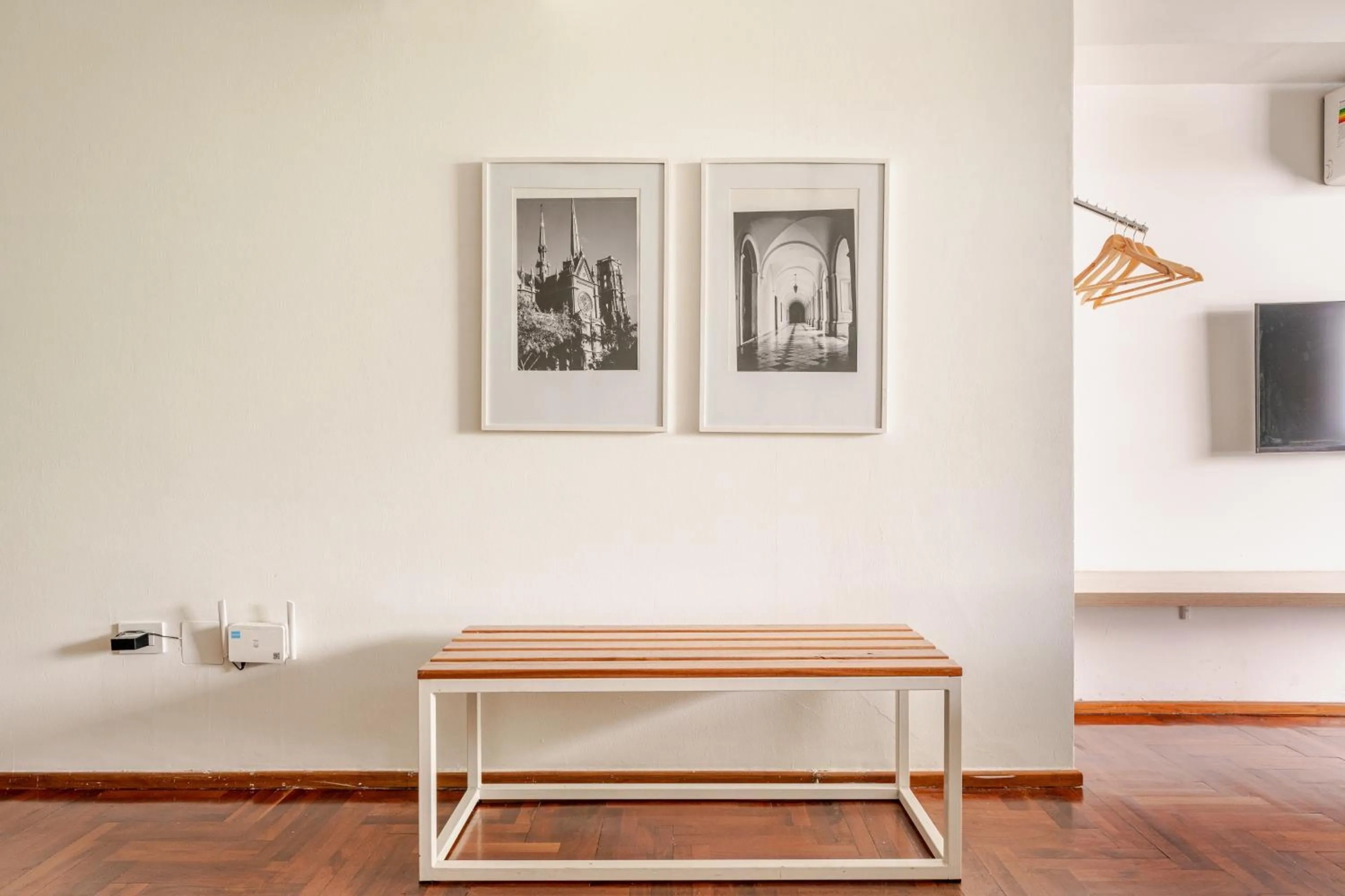 TV and multimedia in Departamentos Lugar