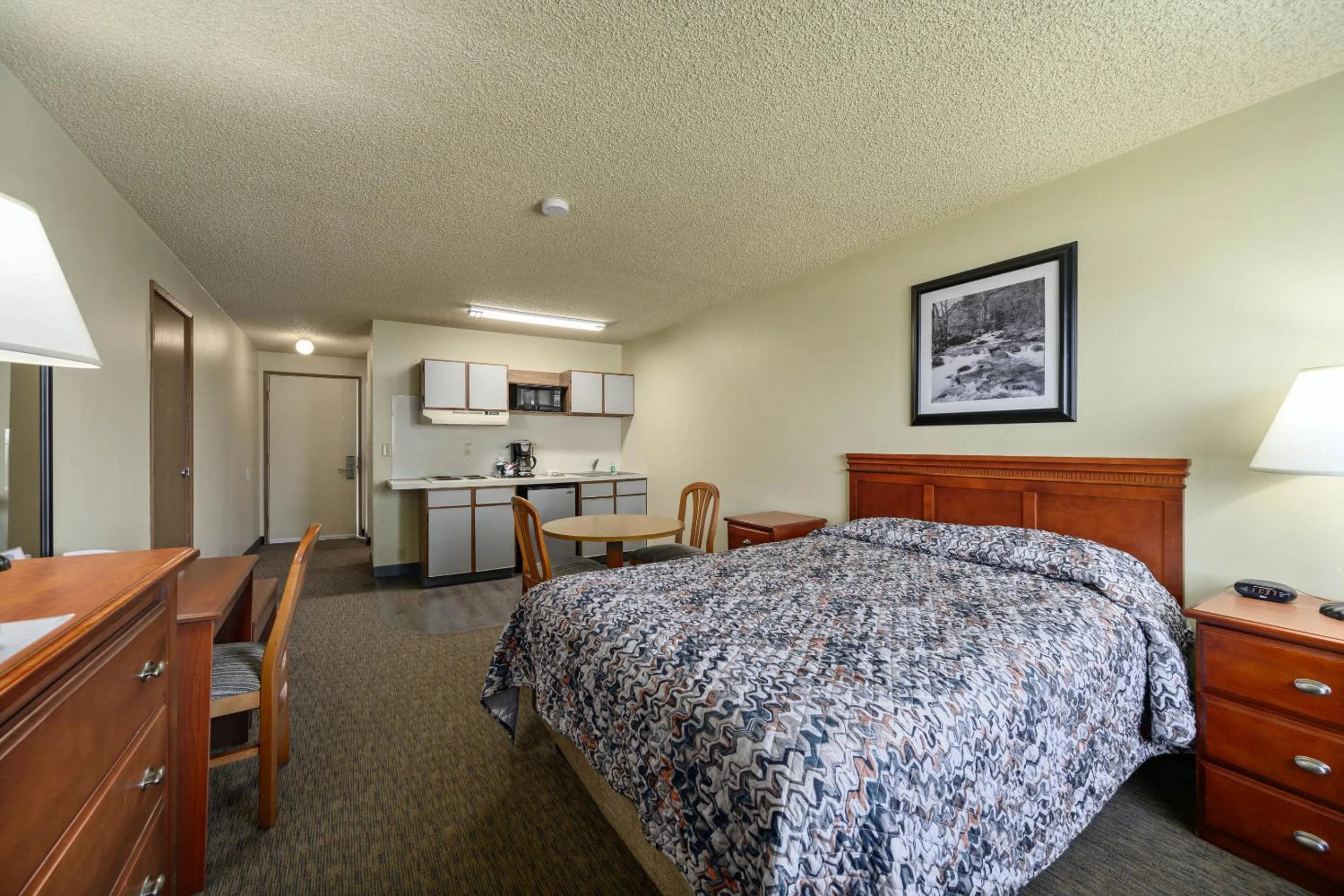 Photo of the whole room, Bed in Cocusa Motel