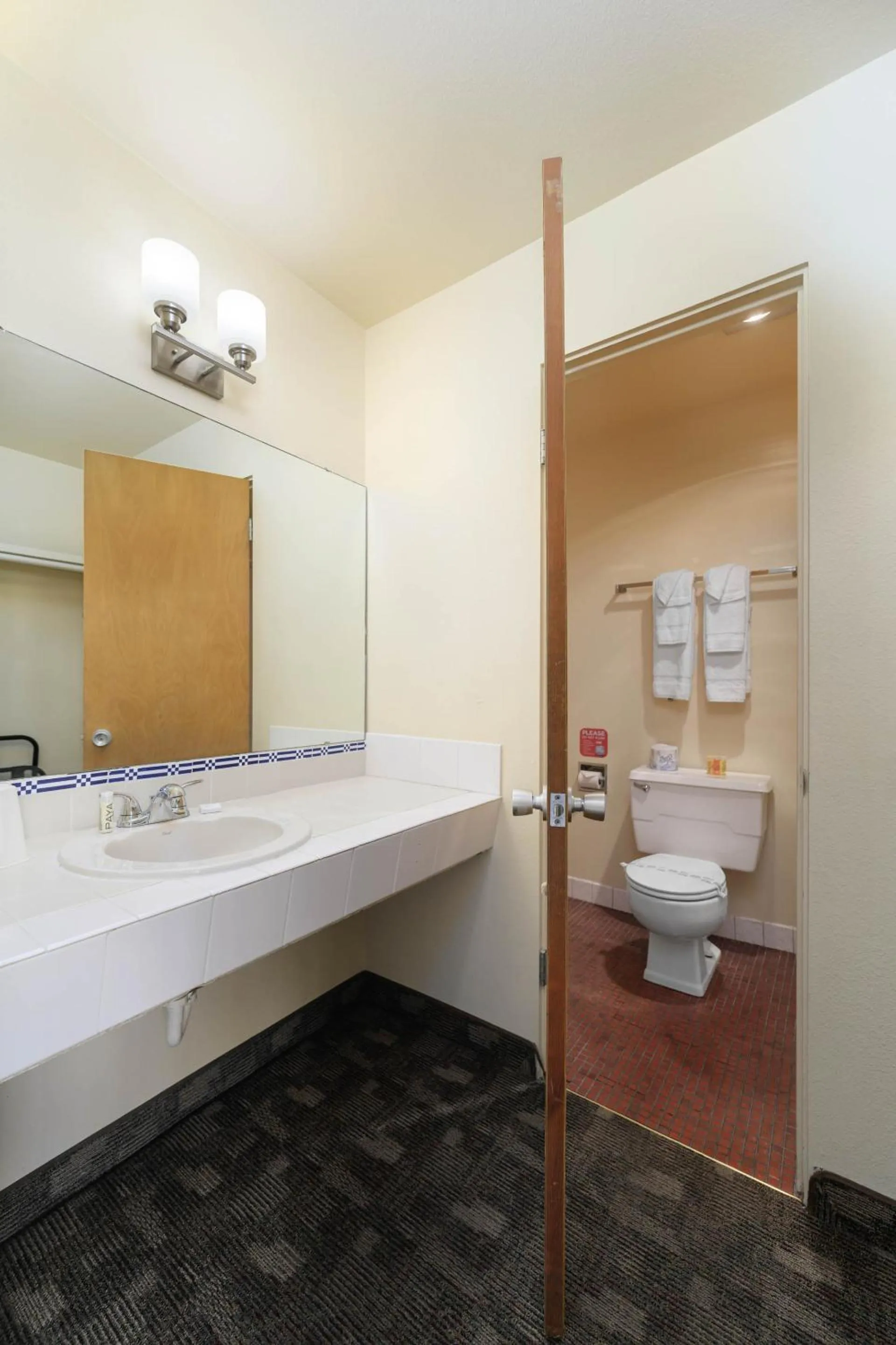 Bathroom in Cocusa Motel