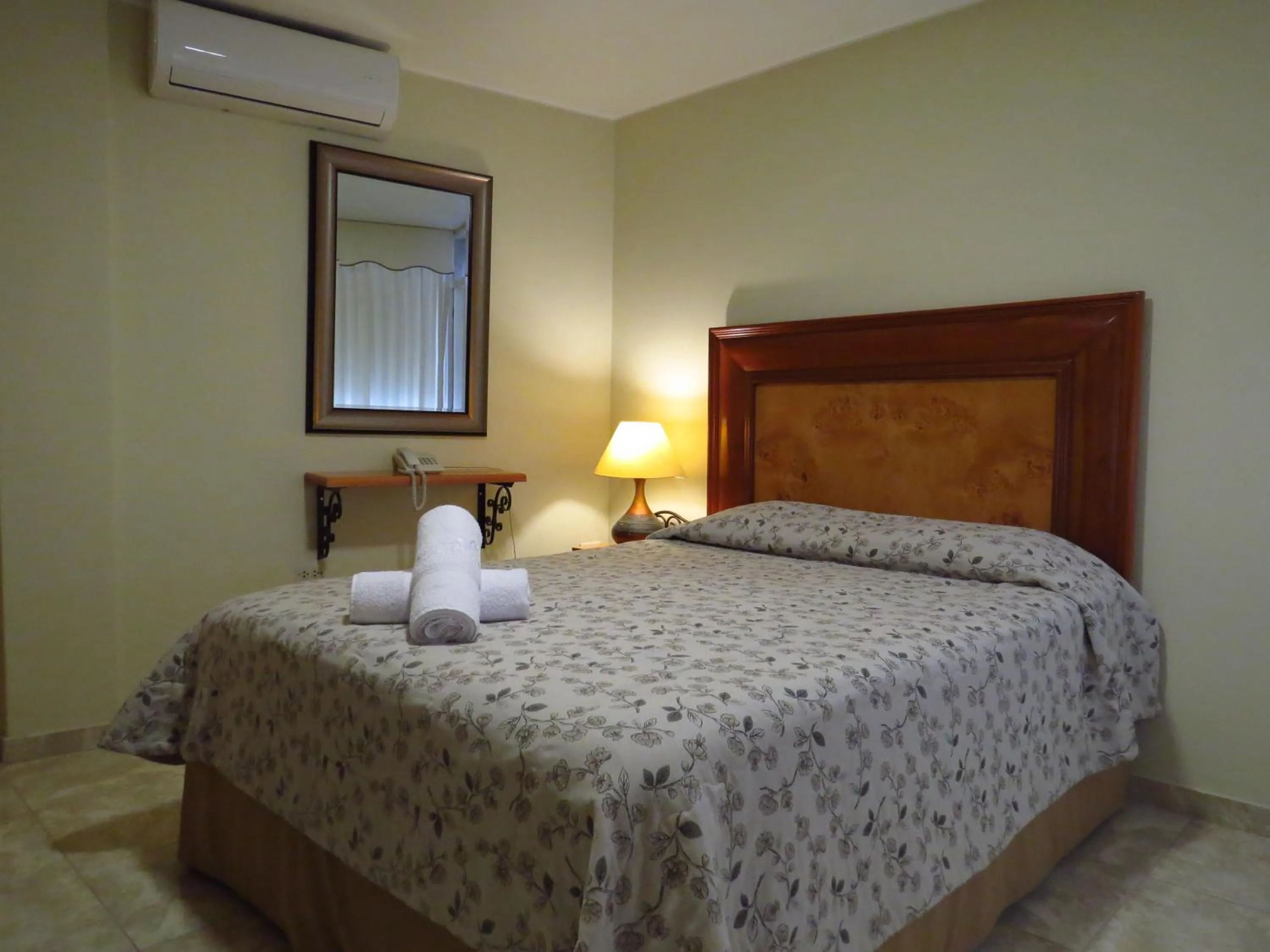 Superior Double Room in Hotel Las Flores
