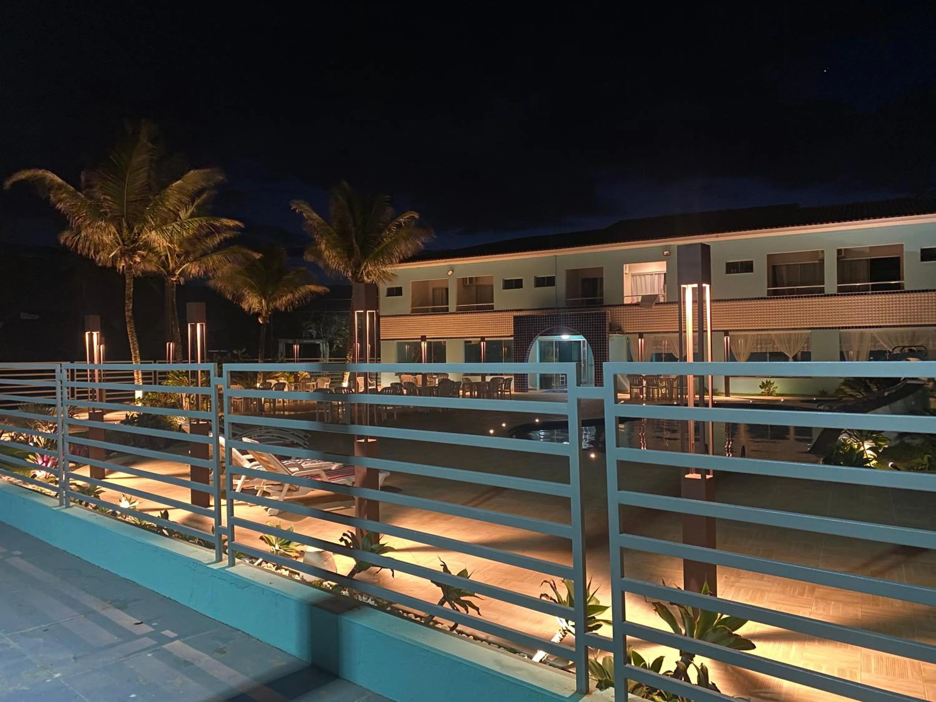 Property building in Hotel Paraiso Tropical