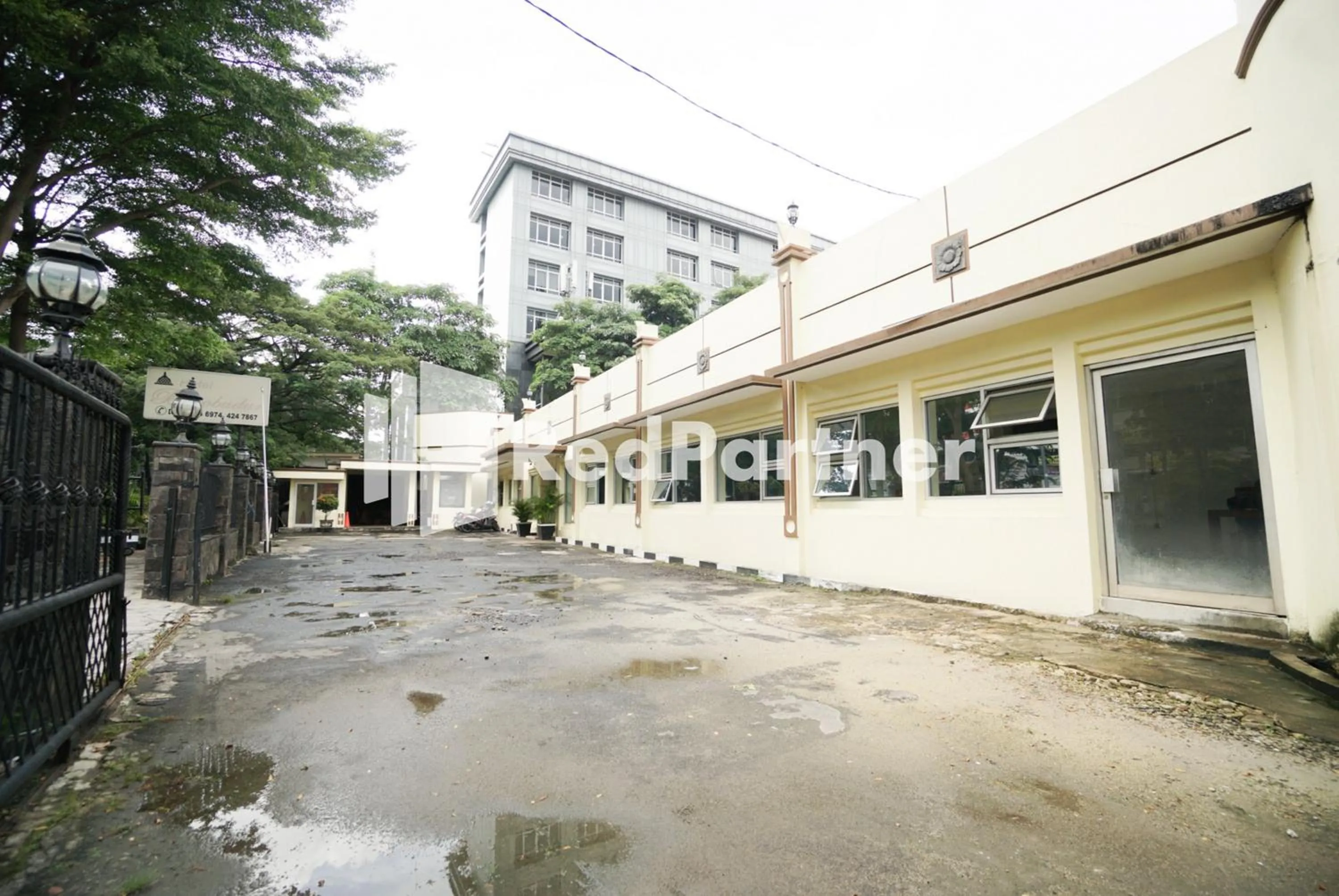 Neighbourhood in Hotel Borobudur Kemayoran Syariah Mitra RedDoorz