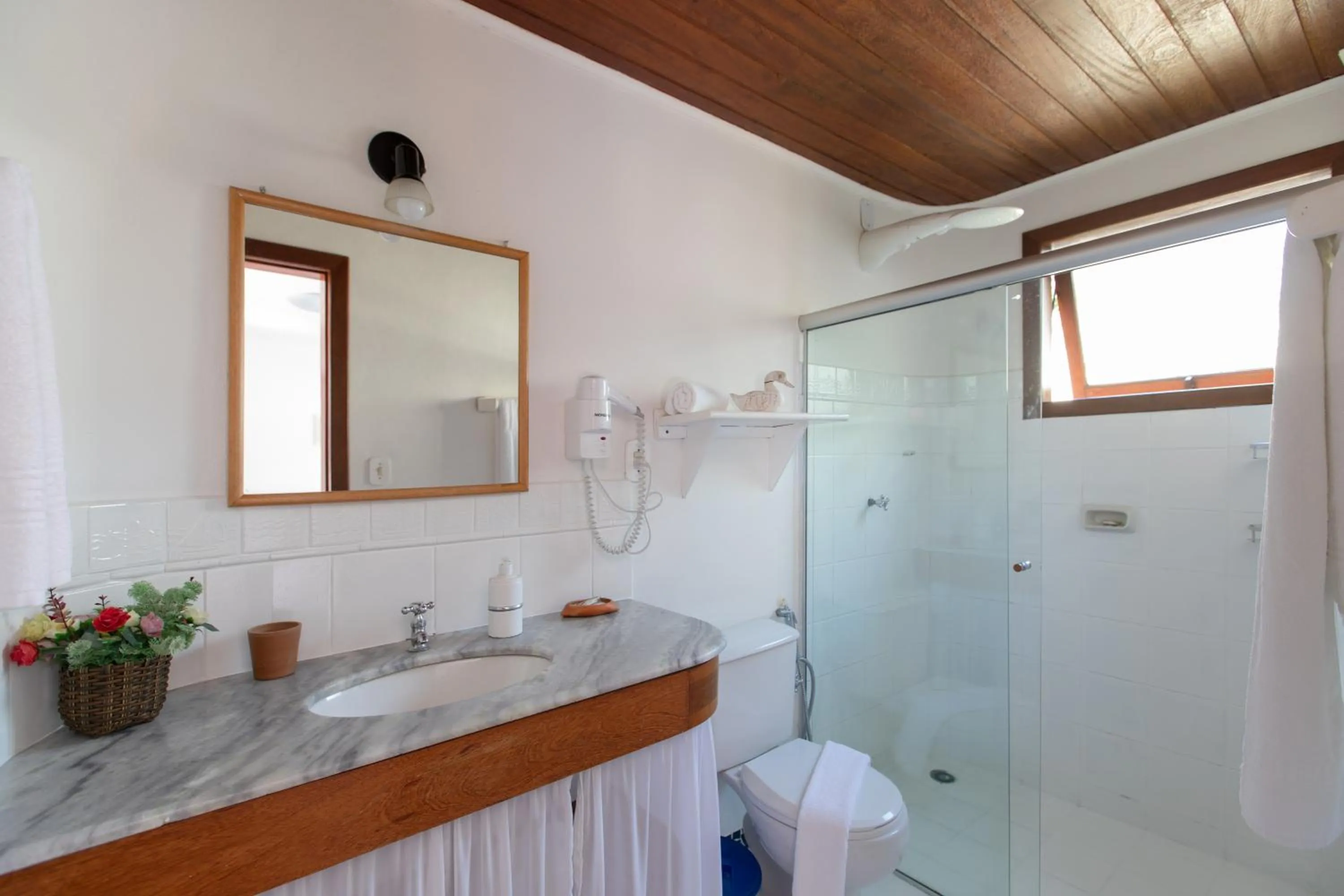 Shower in Pousada Recanto do Arraial