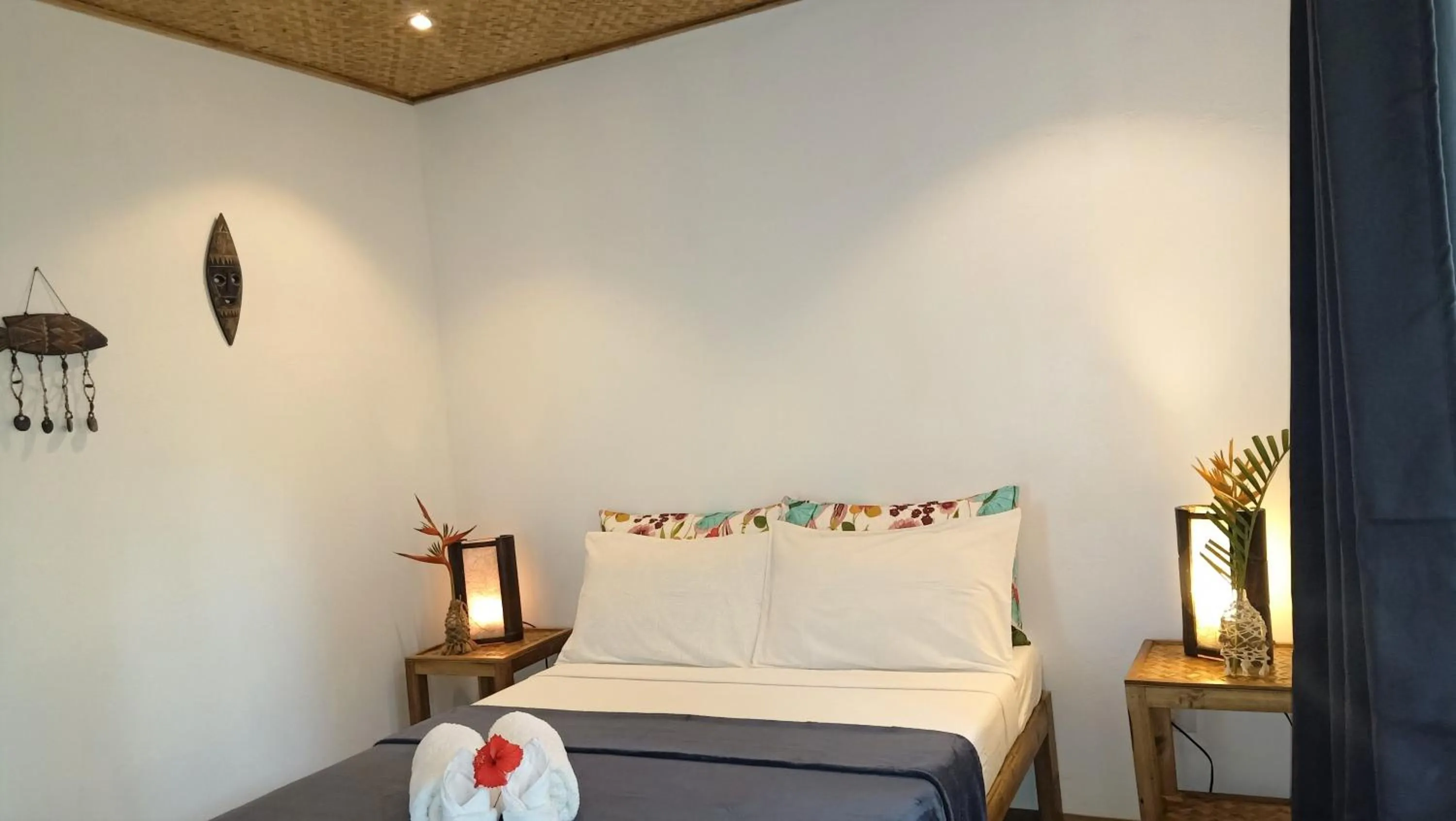 Bed in Valerie Lodge