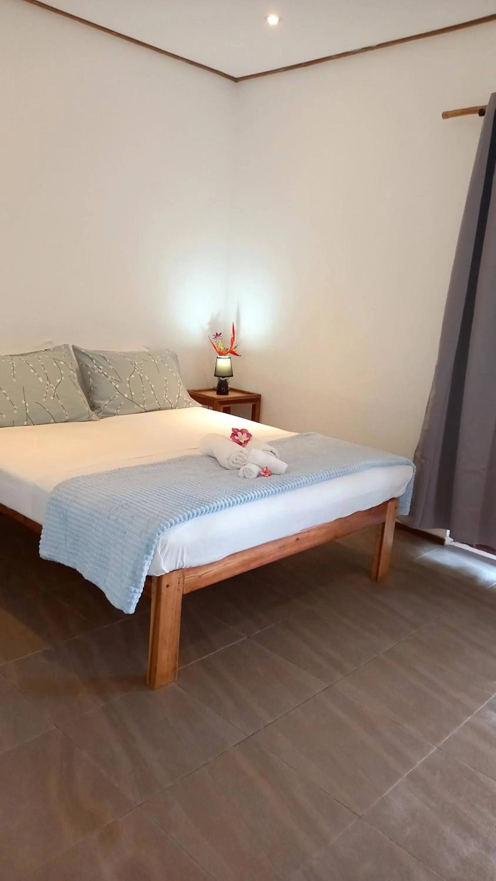 Bed in Valerie Lodge