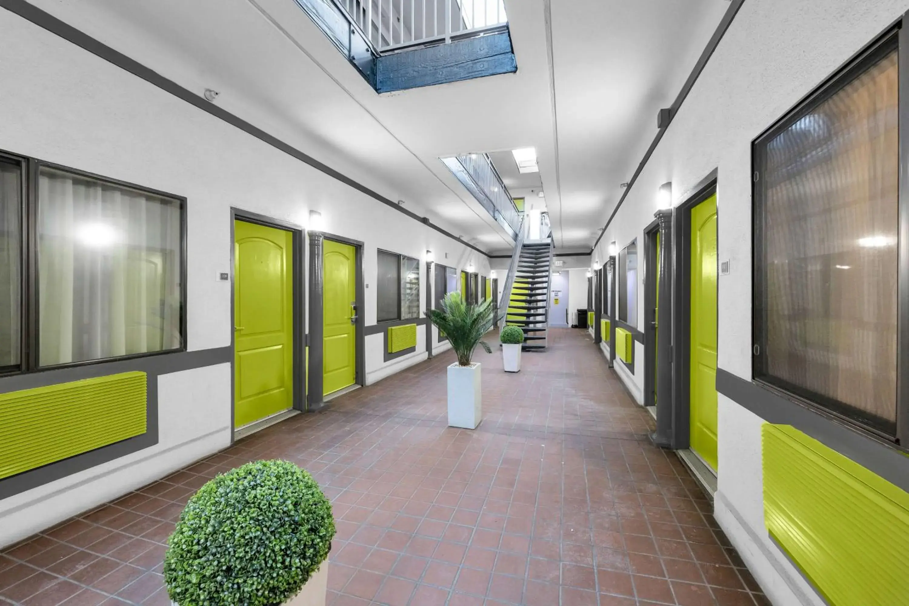 Lobby or reception in SureStay by Best Western San Francisco Marina District Lobby or reception in SureStay by Best Western San Francisco Marina District