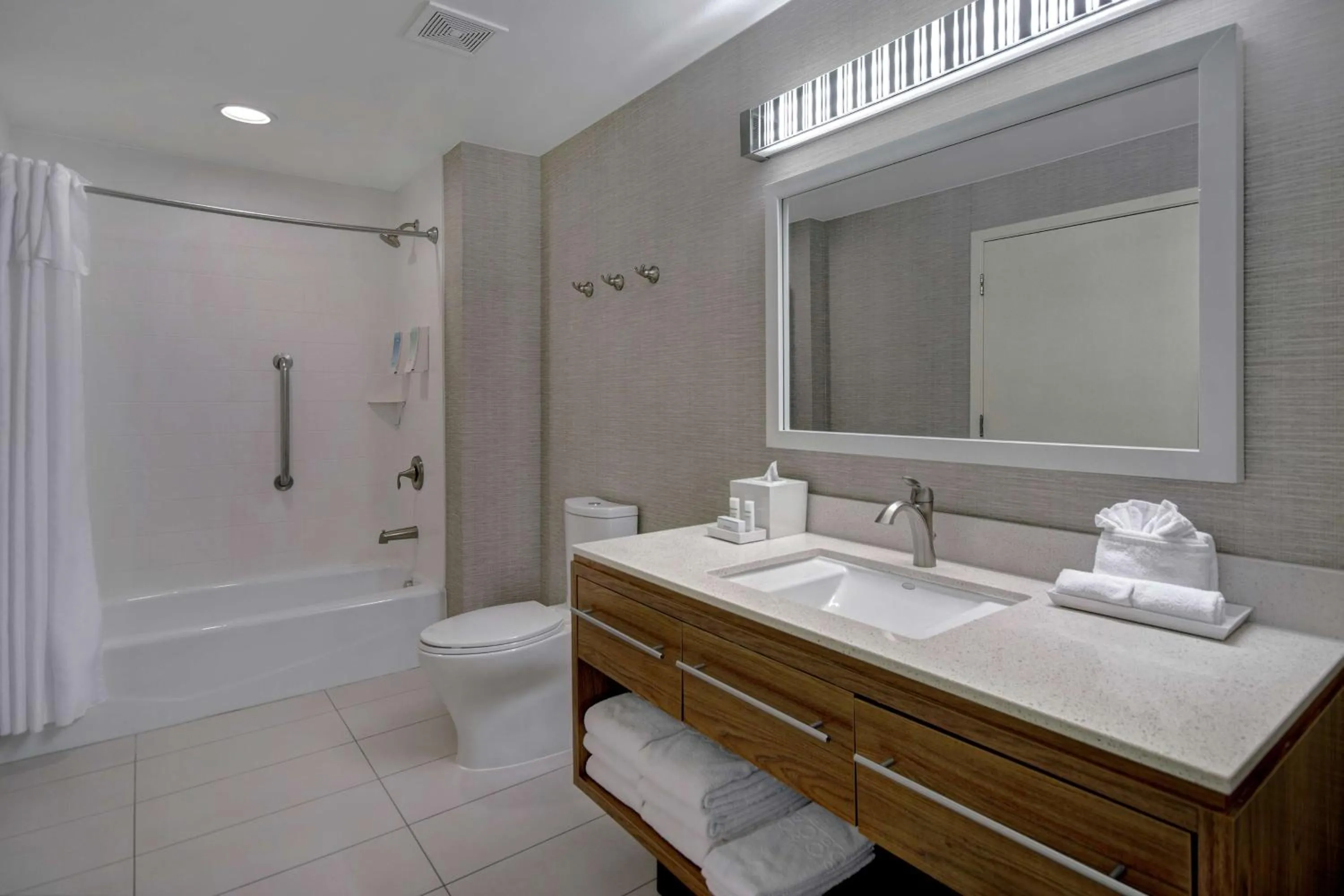 Bathroom in Home2 Suites Dallas-Frisco