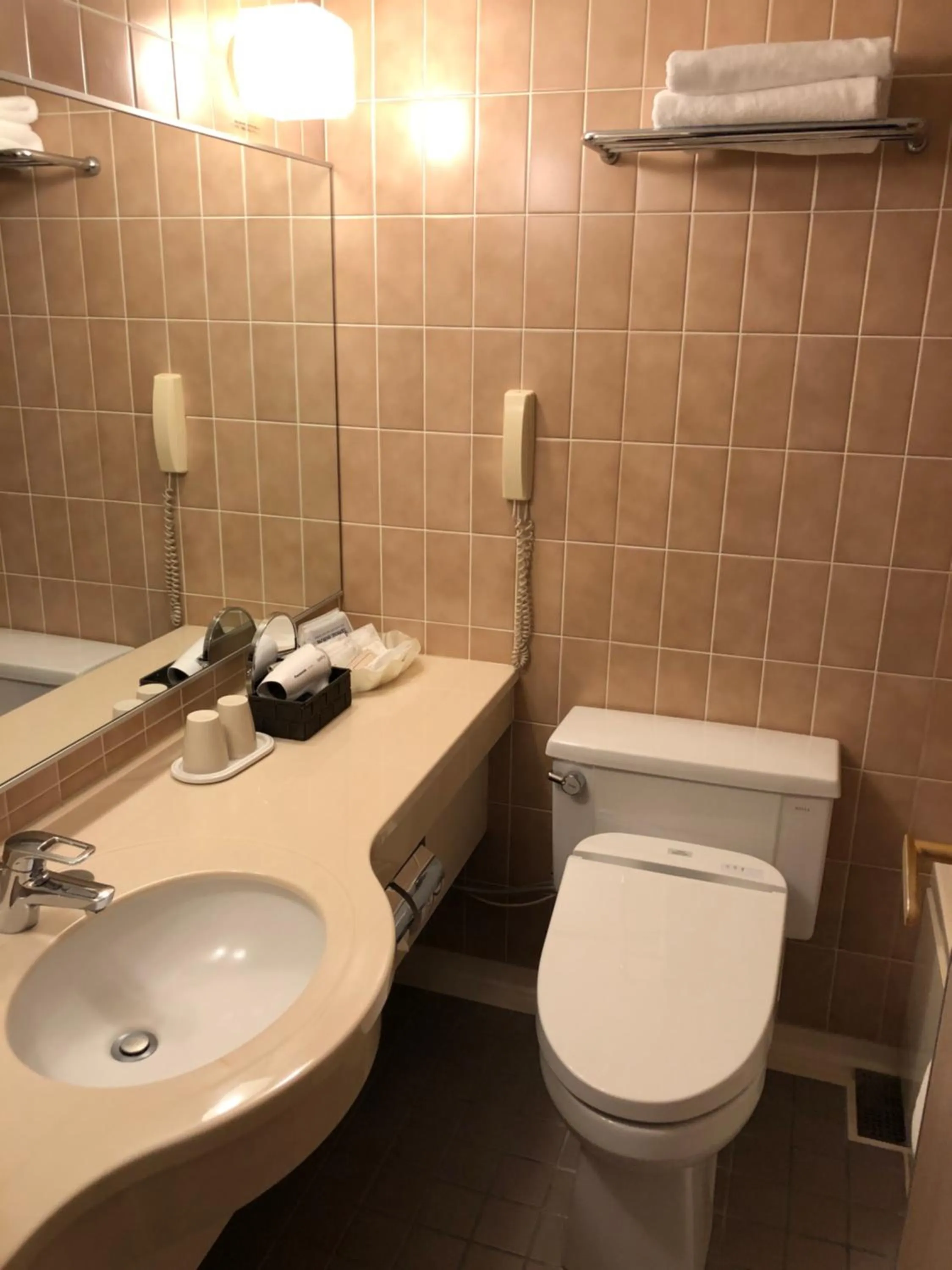 Toilet in Hotel Patio Dogo